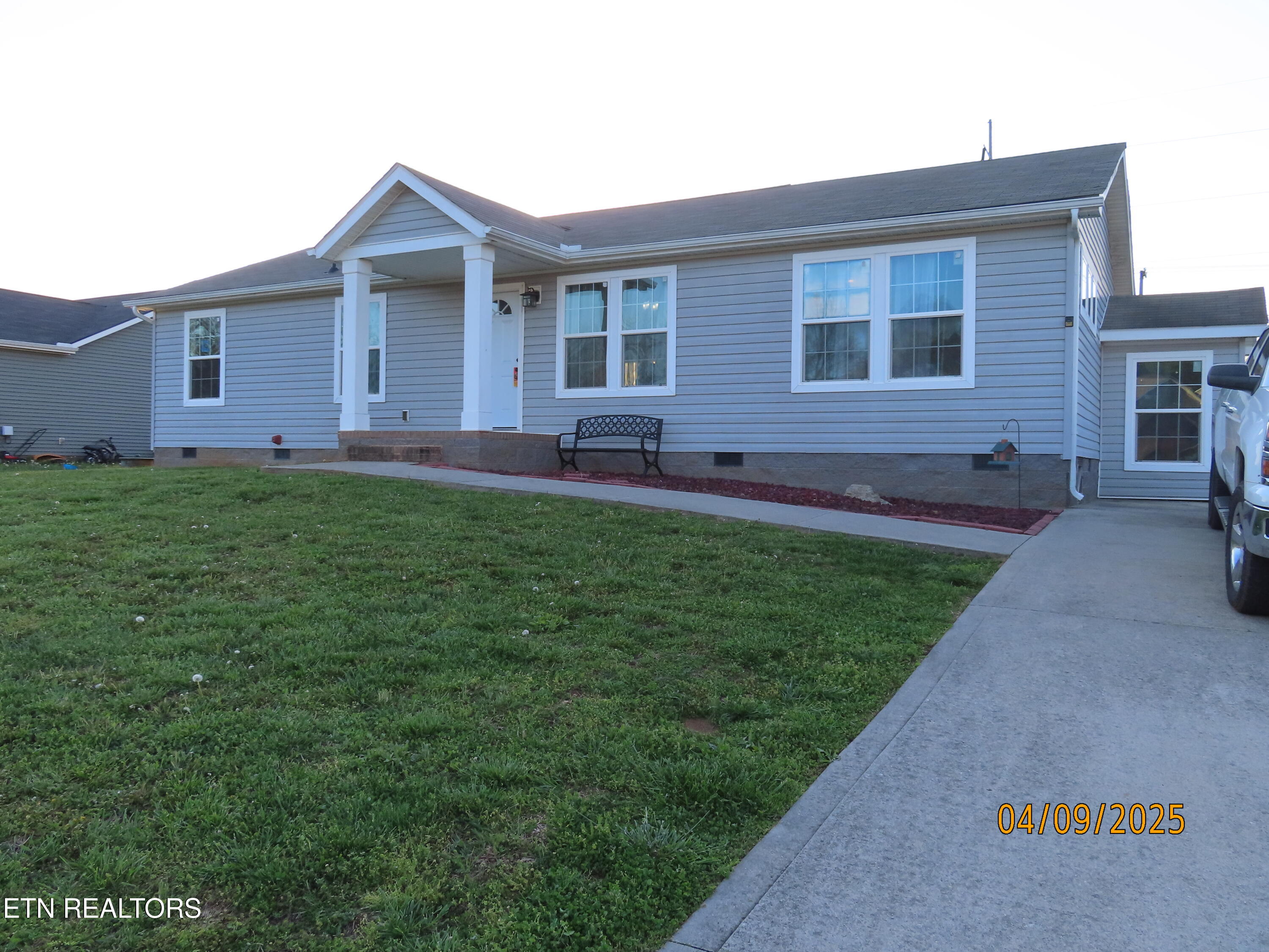 177 Holly Grove Lane Loudon TN 37774