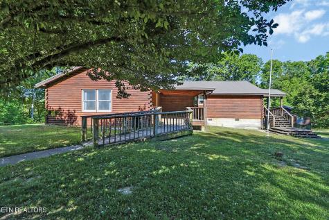 133 Hickory Flats Road Harriman TN 37748