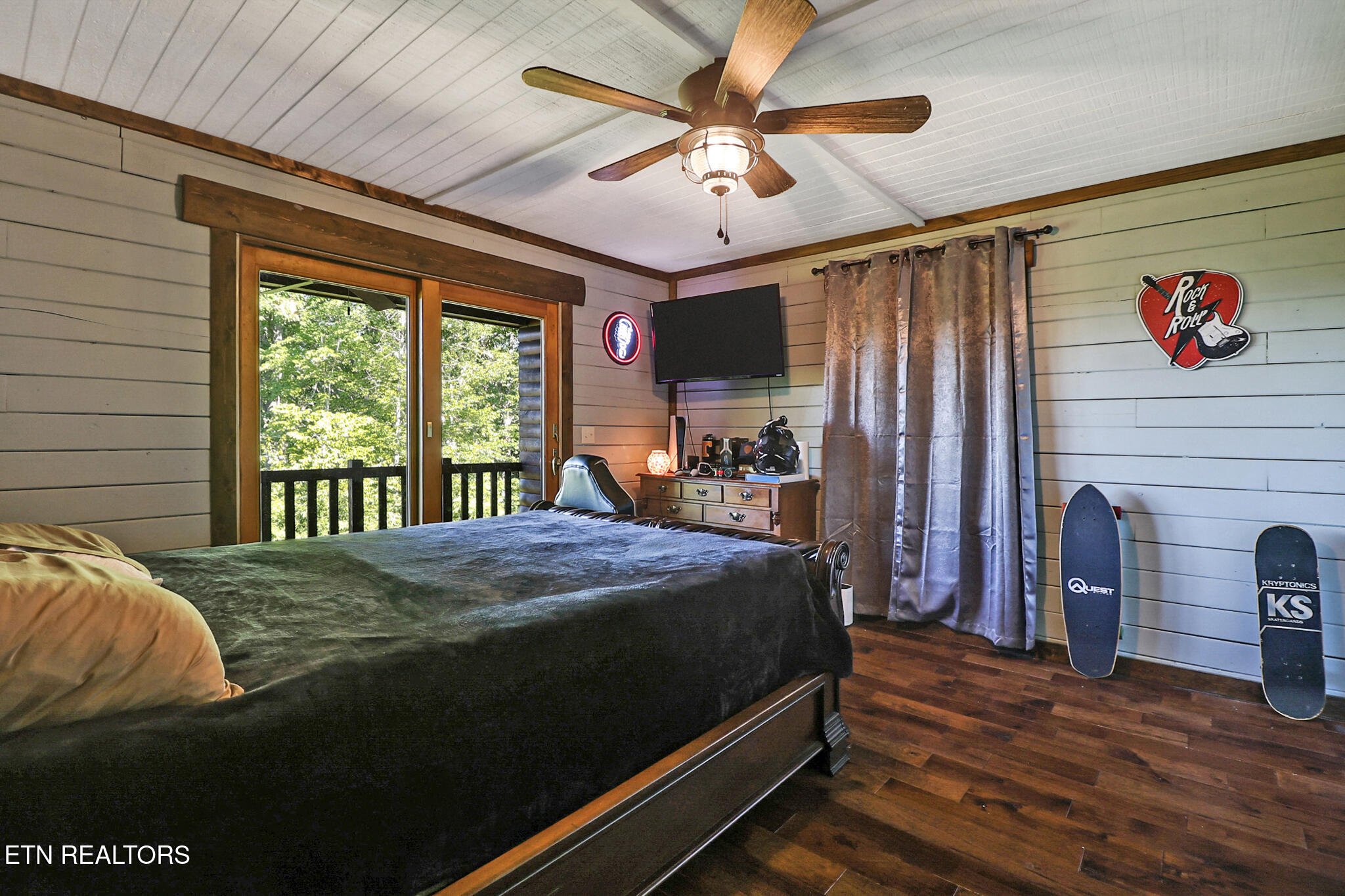133 Hickory Flats Road Harriman TN 37748