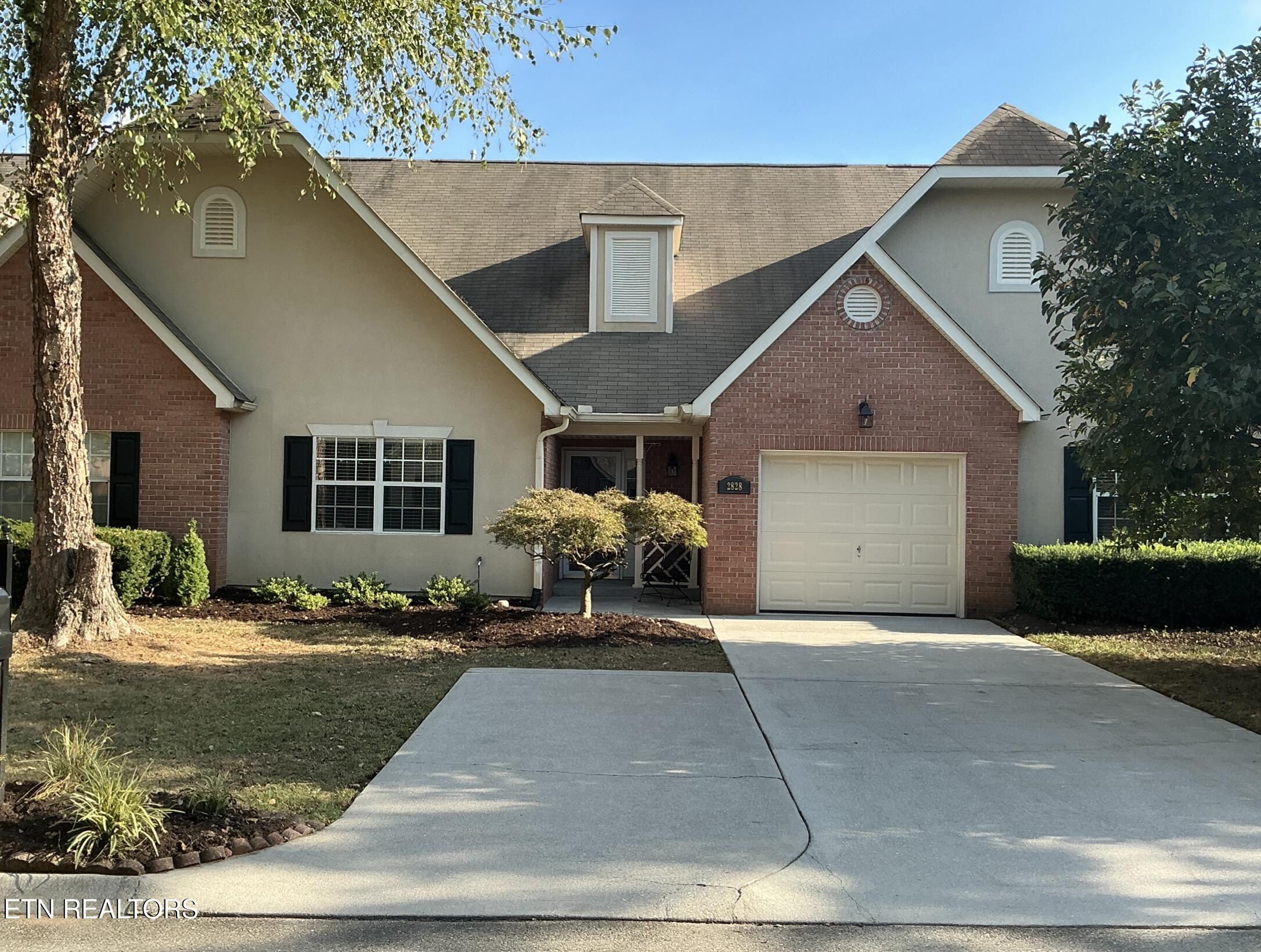 2828 Knob Creek Lane Knoxville TN 37912