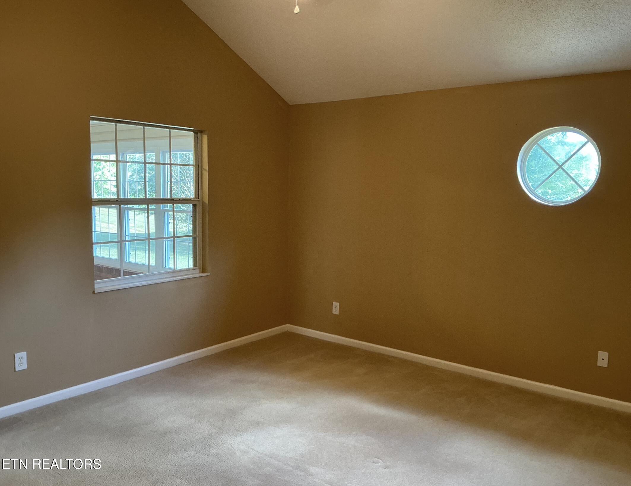 2828 Knob Creek Lane Knoxville TN 37912