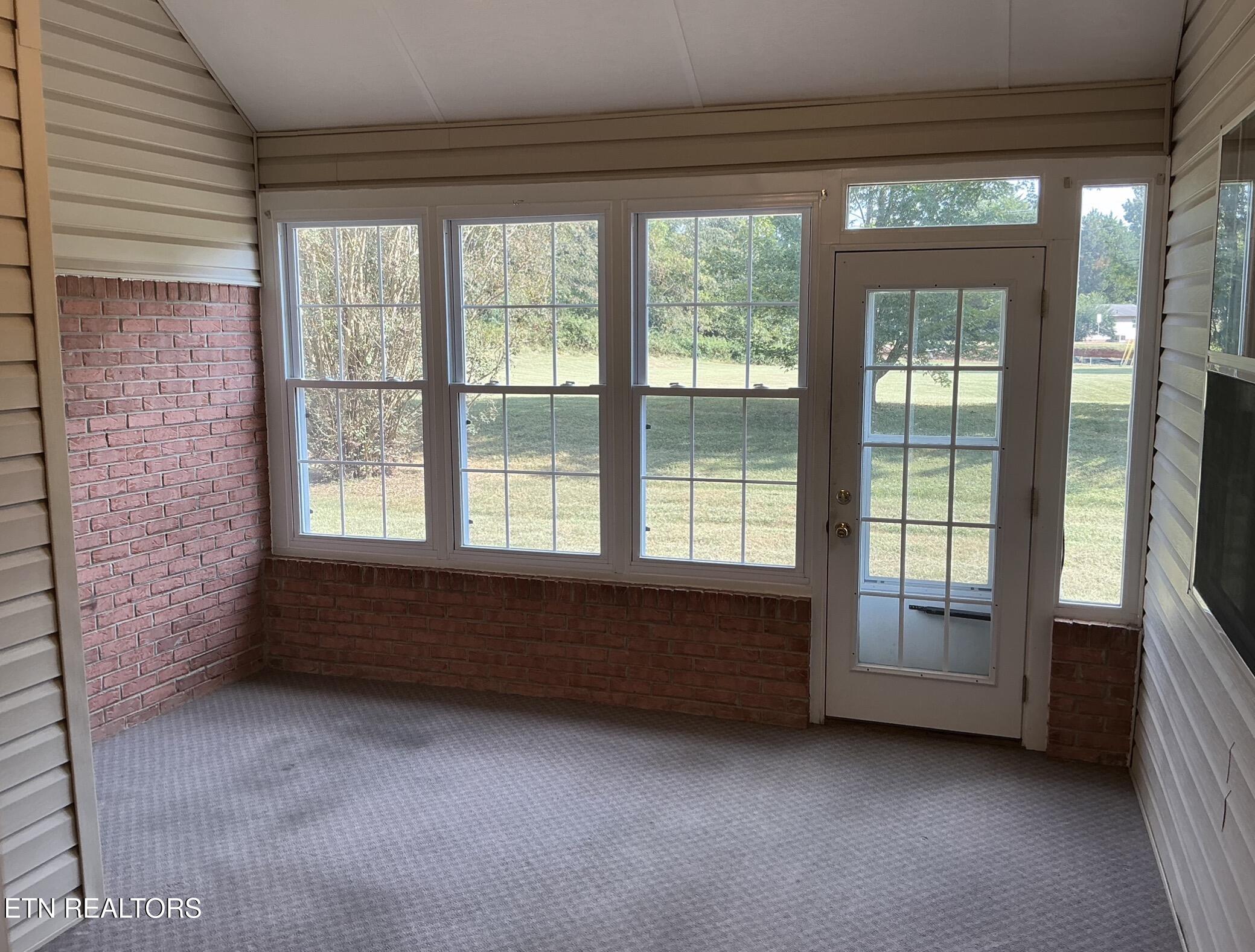 2828 Knob Creek Lane Knoxville TN 37912