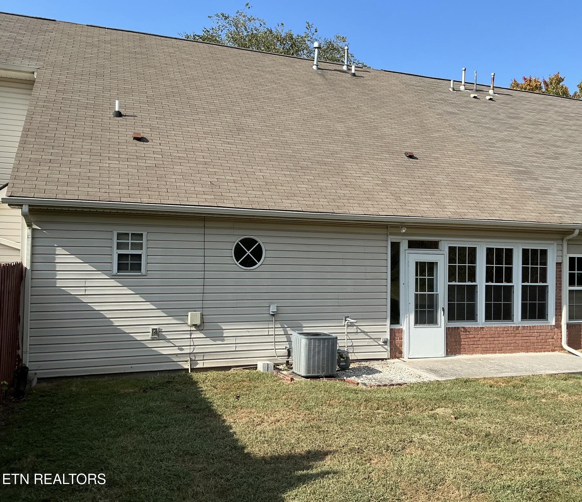 2828 Knob Creek Lane Knoxville TN 37912