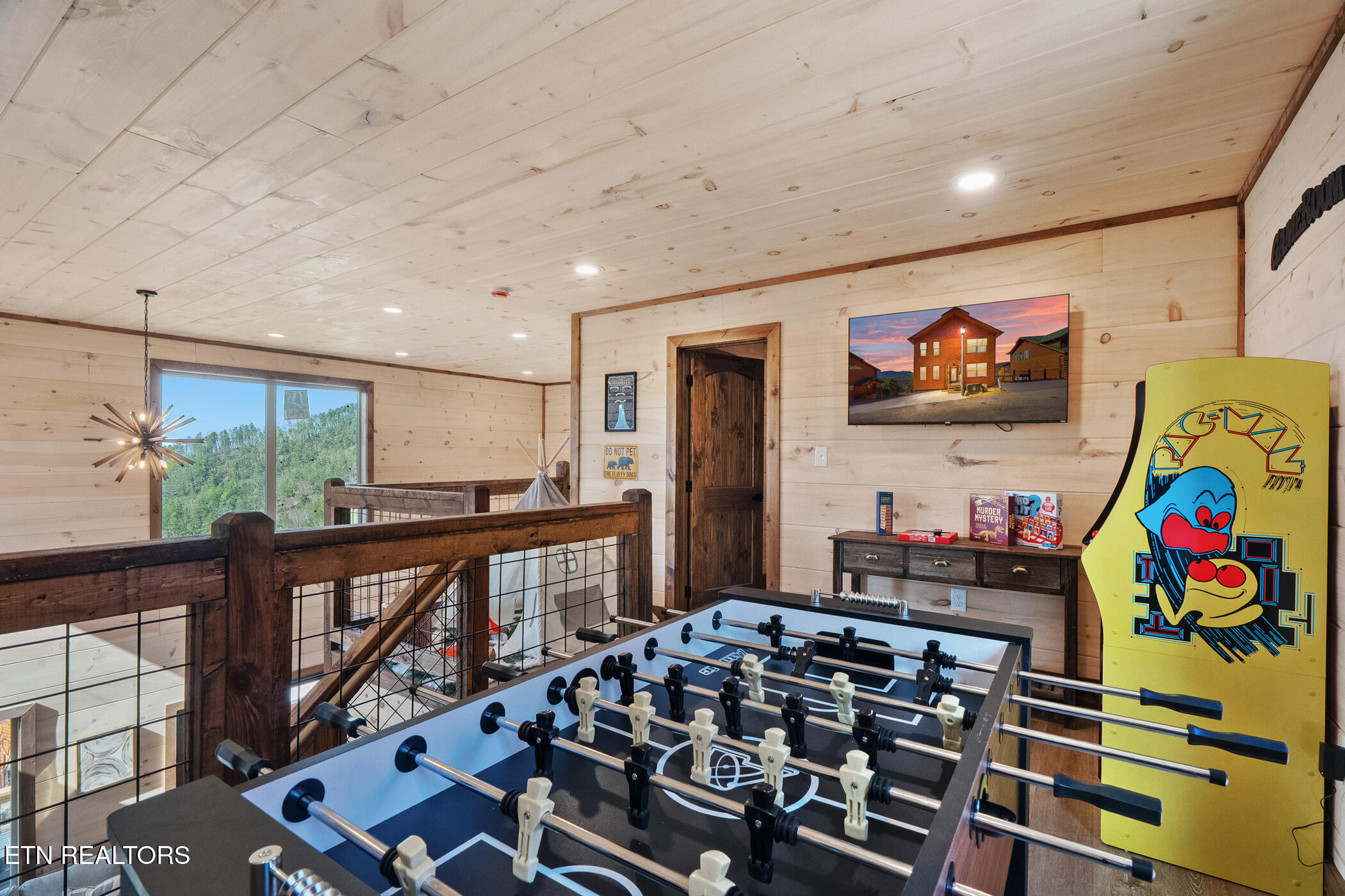 1219 Bird Nest Way Sevierville TN 37862