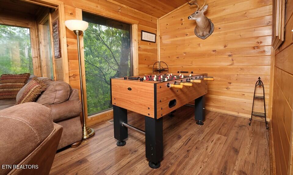 623 Iron Mountain Road Pigeon Forge TN 37863