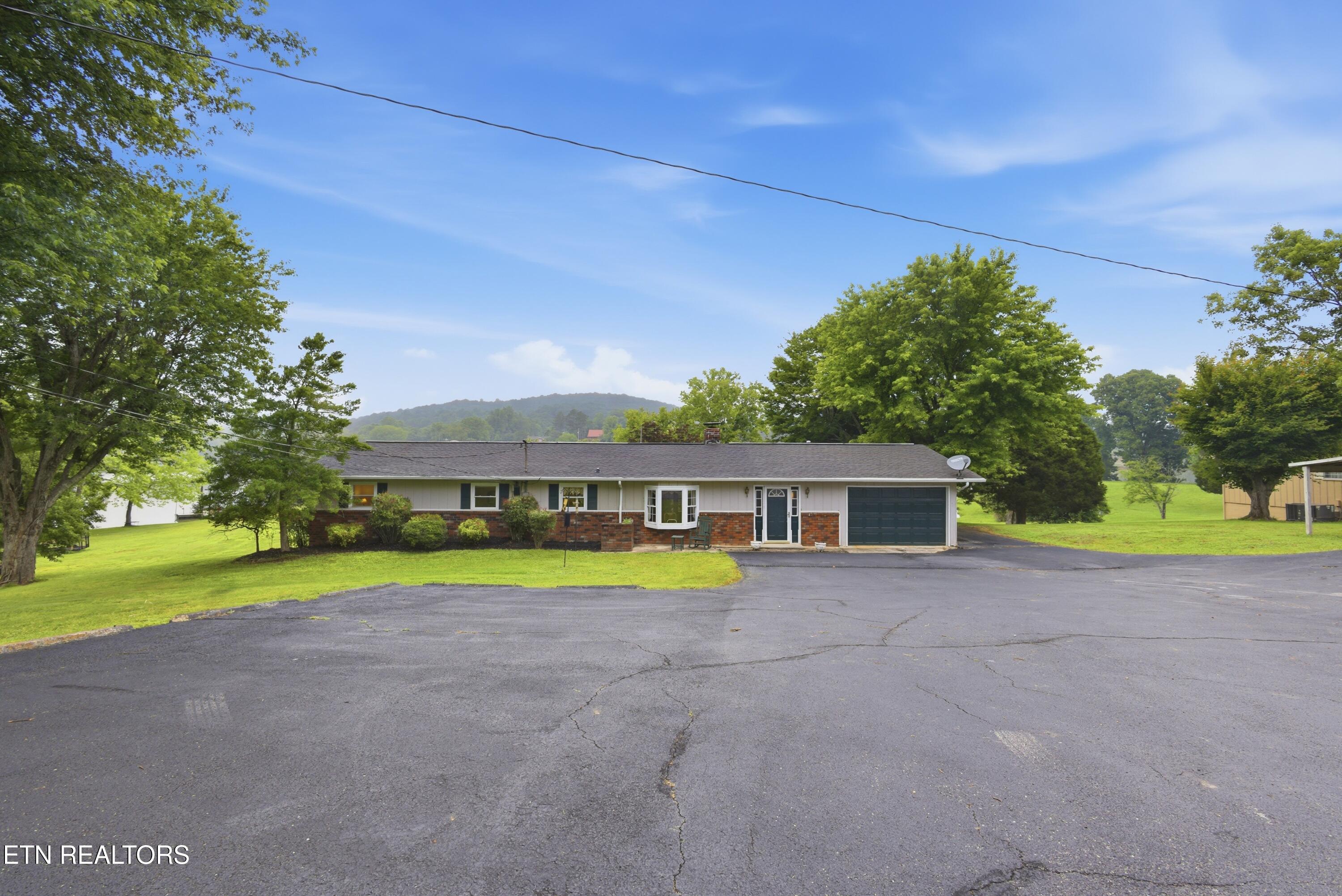 102 Coffey Circle Rockwood TN 37854