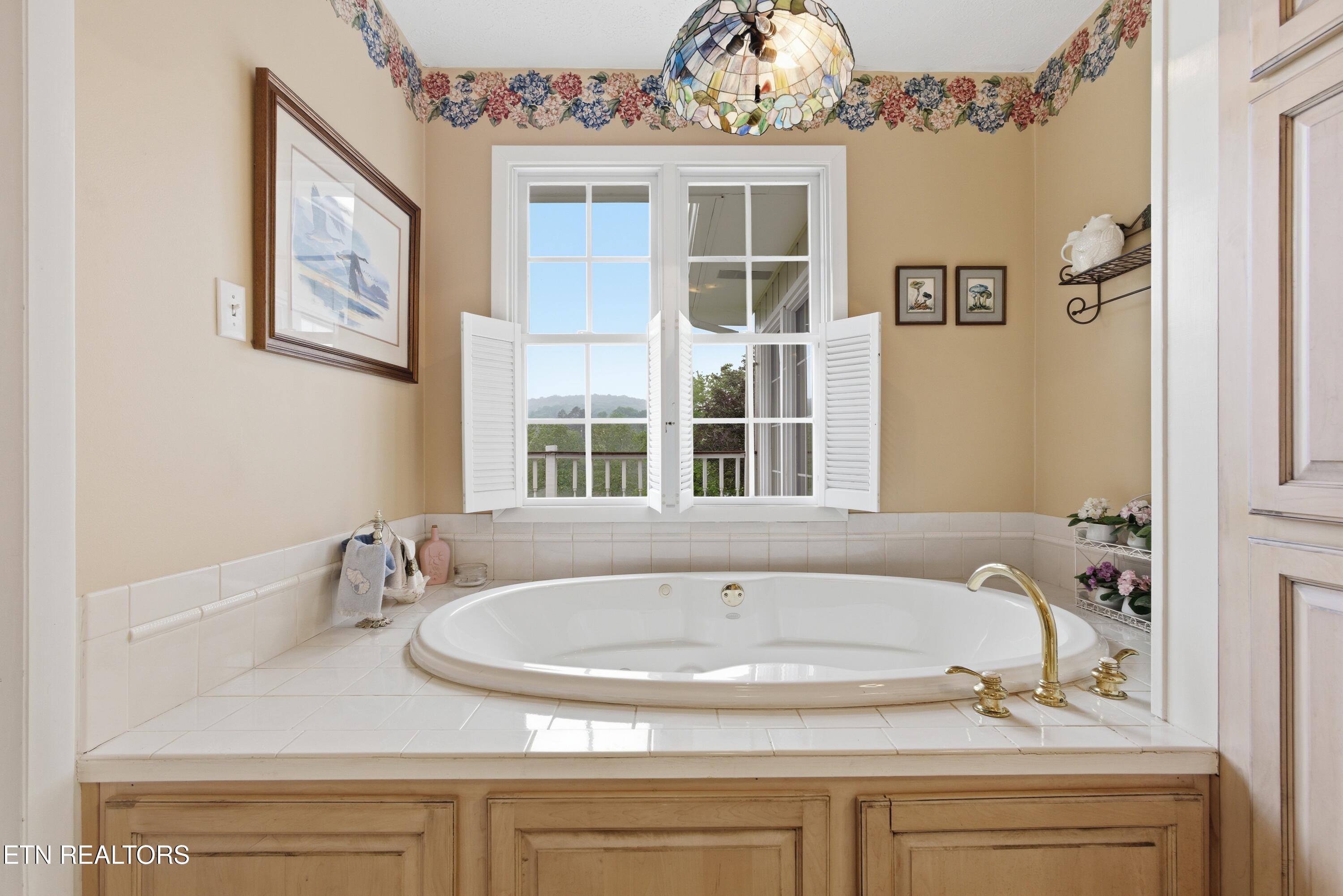 102 Coffey Circle Rockwood TN 37854