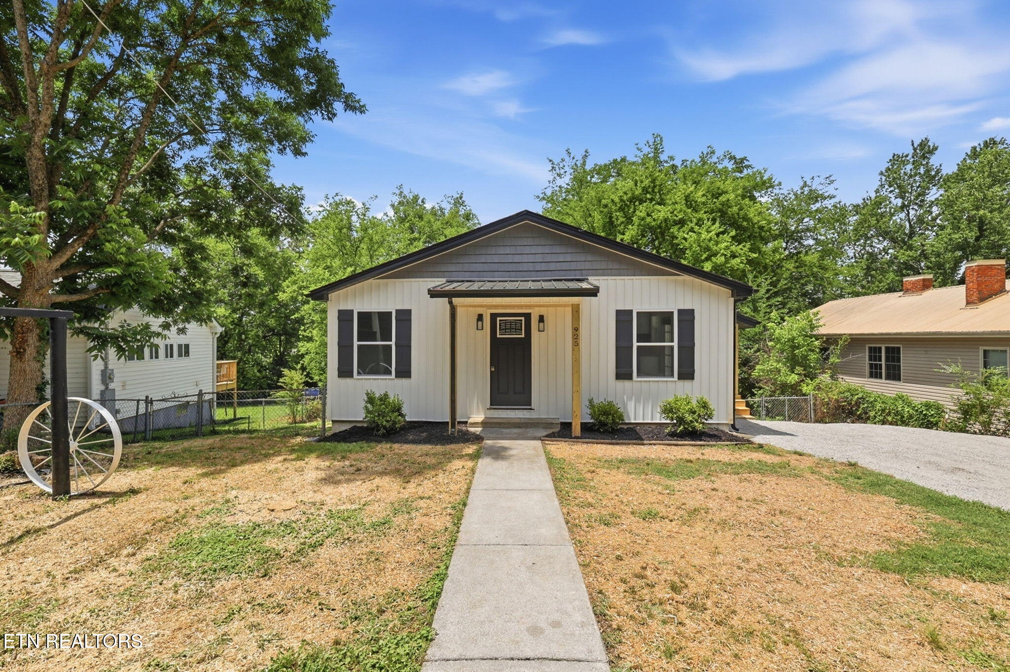 925 Cherokee Street Maryville TN 37804