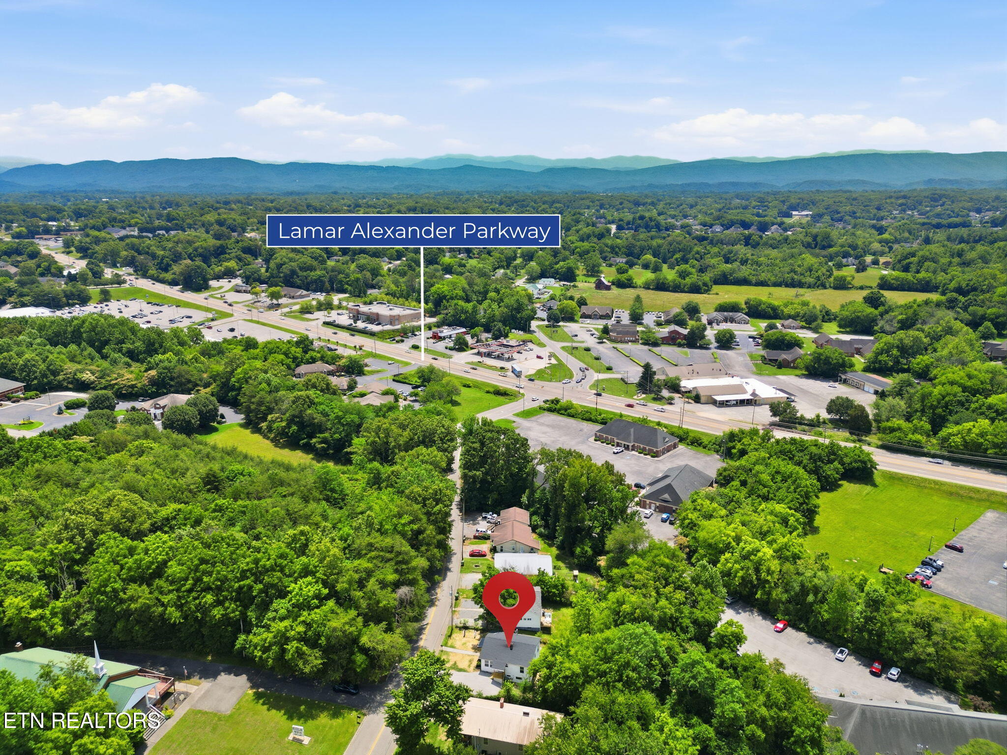 925 Cherokee Street Maryville TN 37804