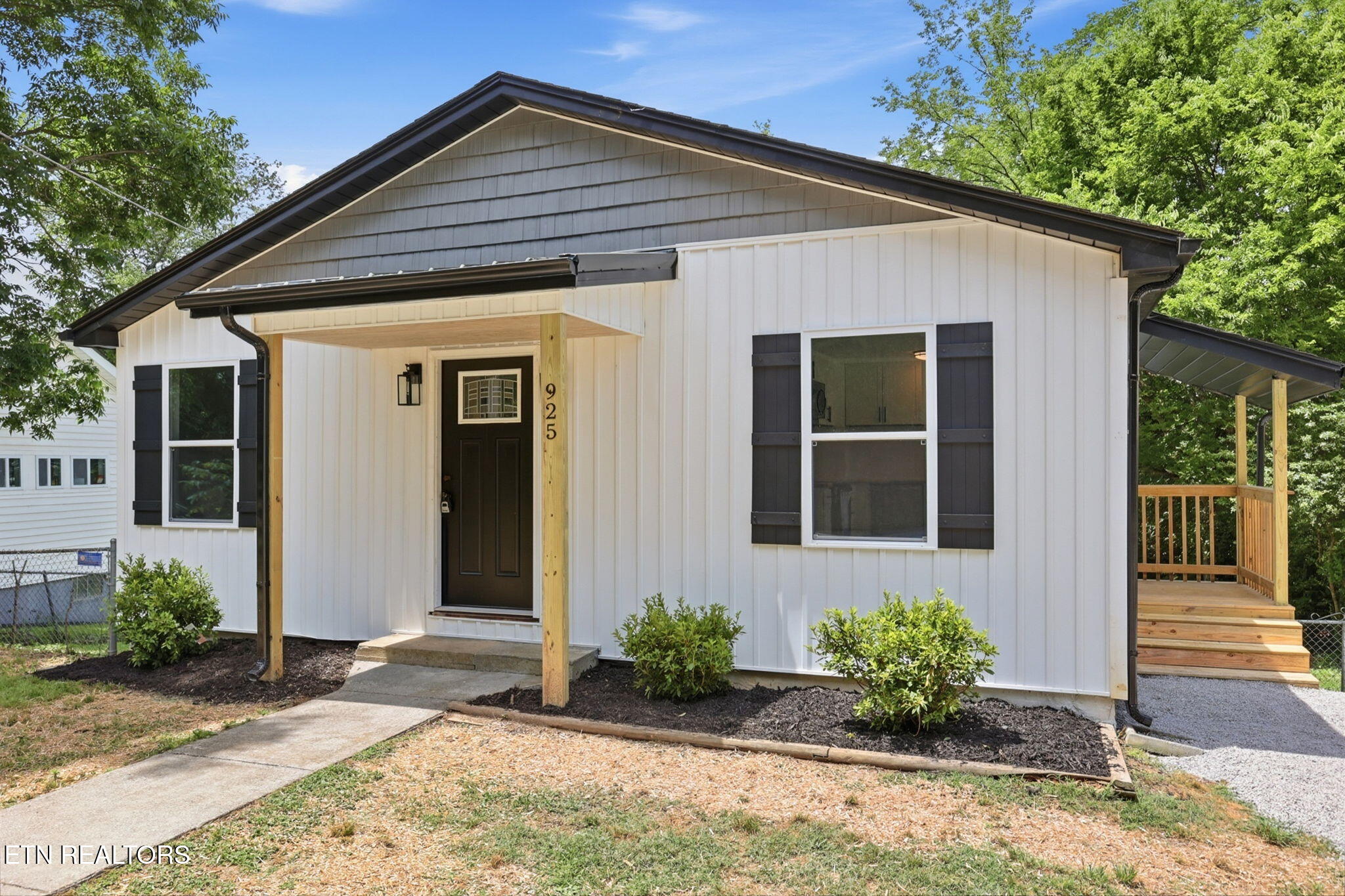 925 Cherokee Street Maryville TN 37804