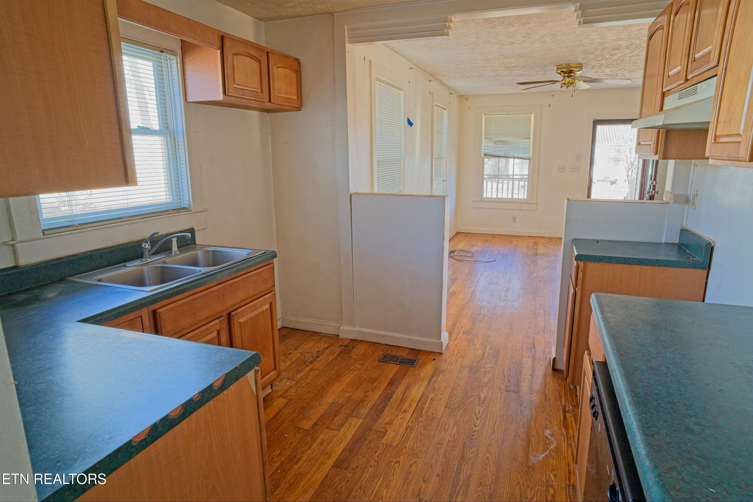 2839 Woodbine Avenue Knoxville TN 37914