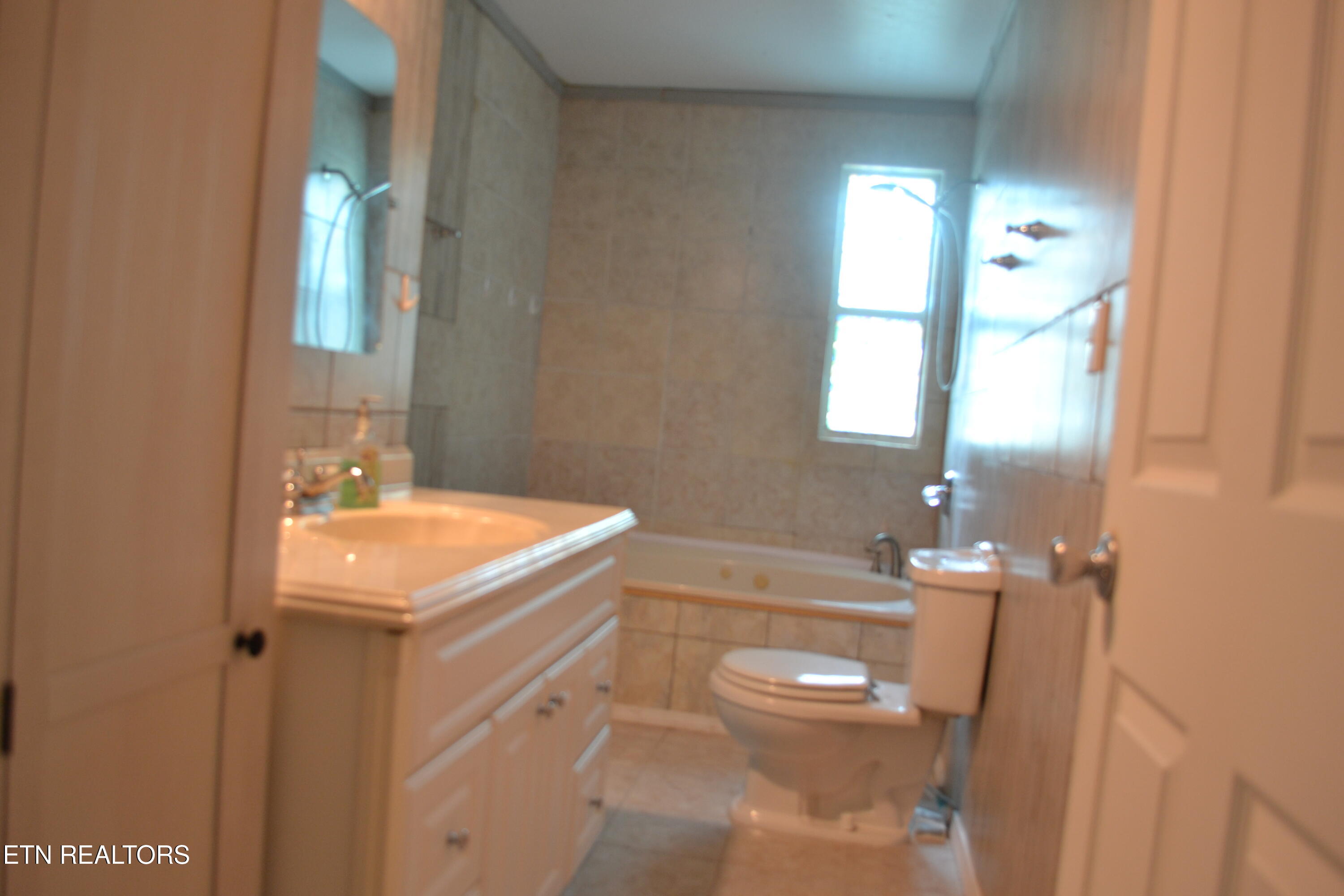 1505 Add Stafford Road Hilham TN 38568