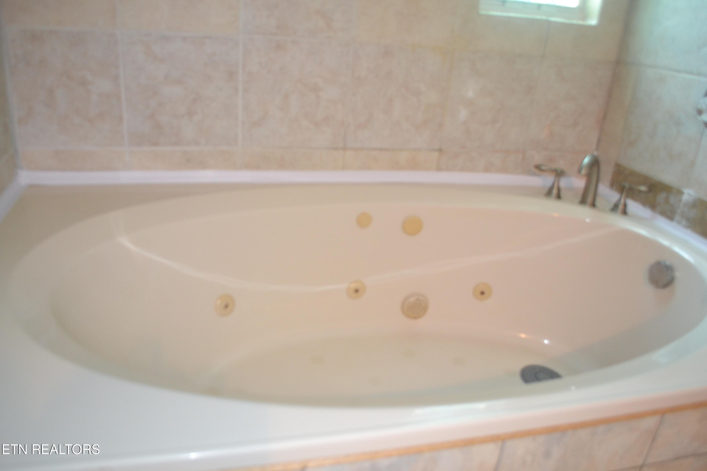1505 Add Stafford Road Hilham TN 38568