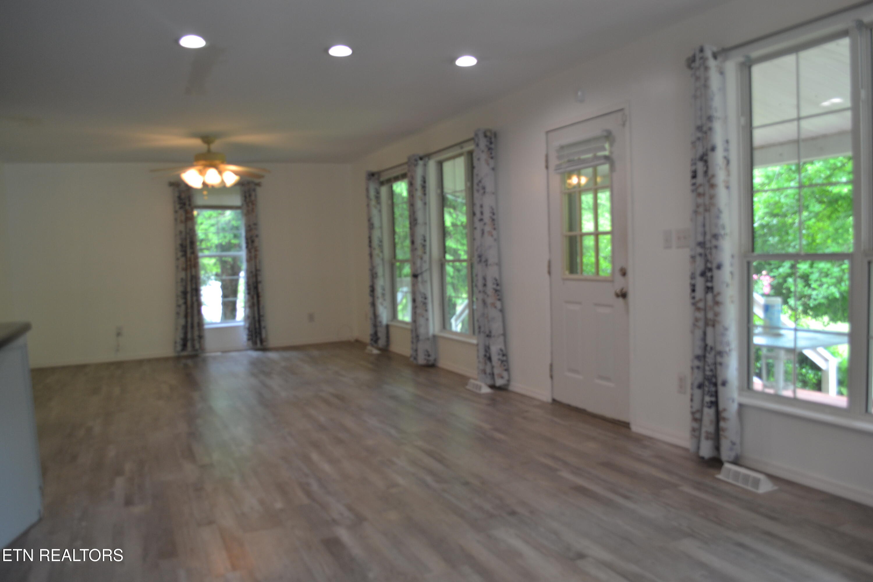 1505 Add Stafford Road Hilham TN 38568