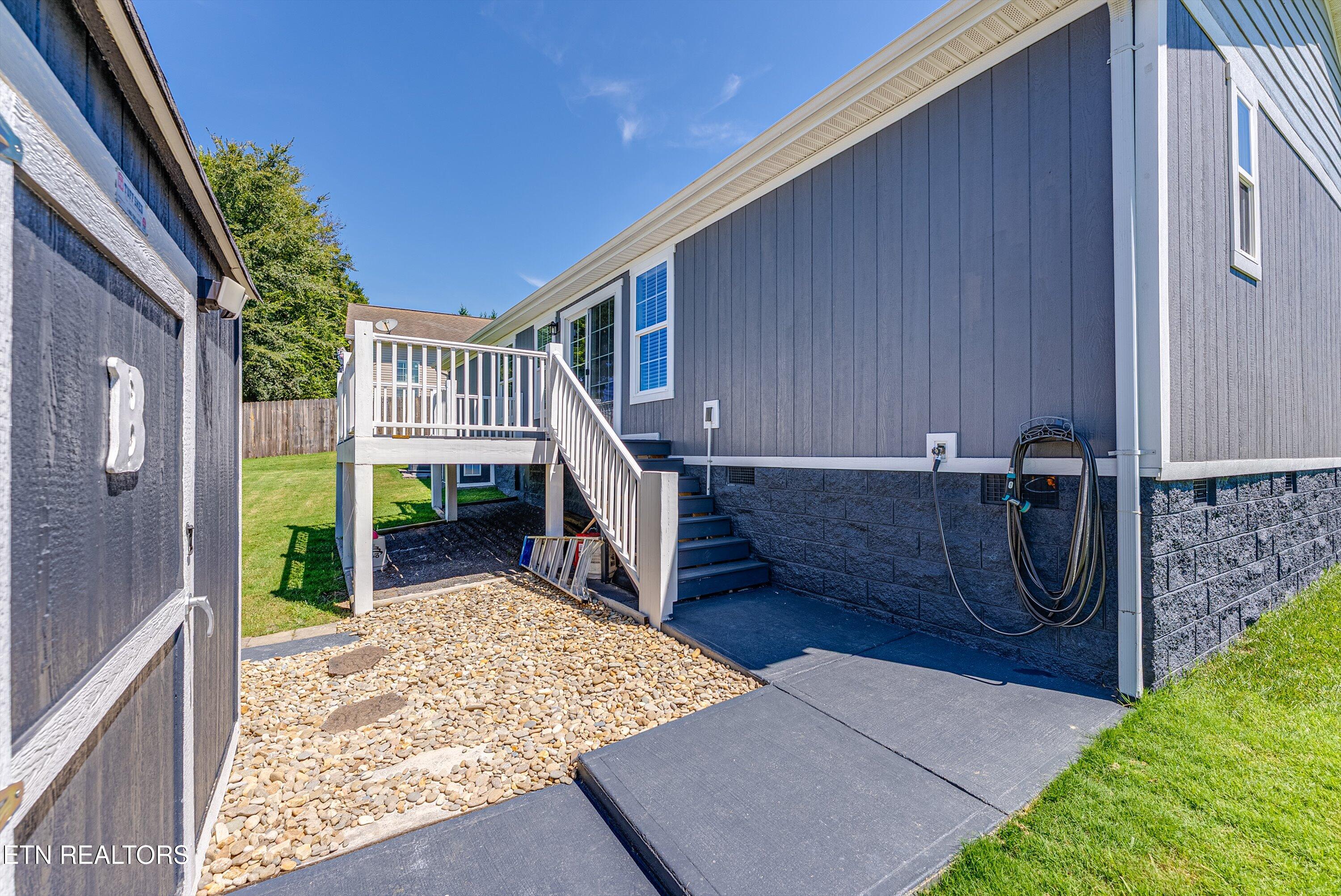 1142 S Gregory Valley Drive Sevierville TN 37876