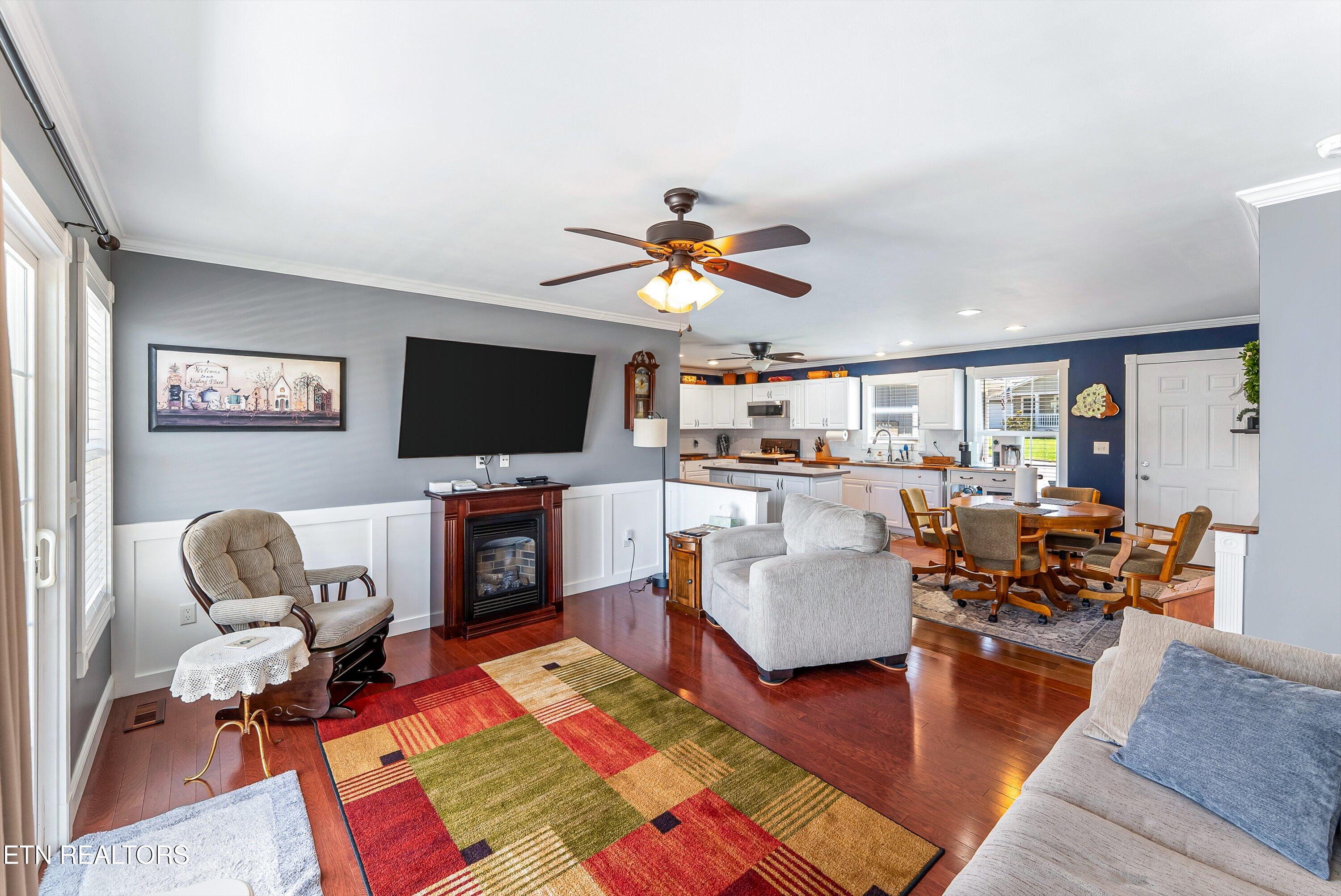 1142 S Gregory Valley Drive Sevierville TN 37876