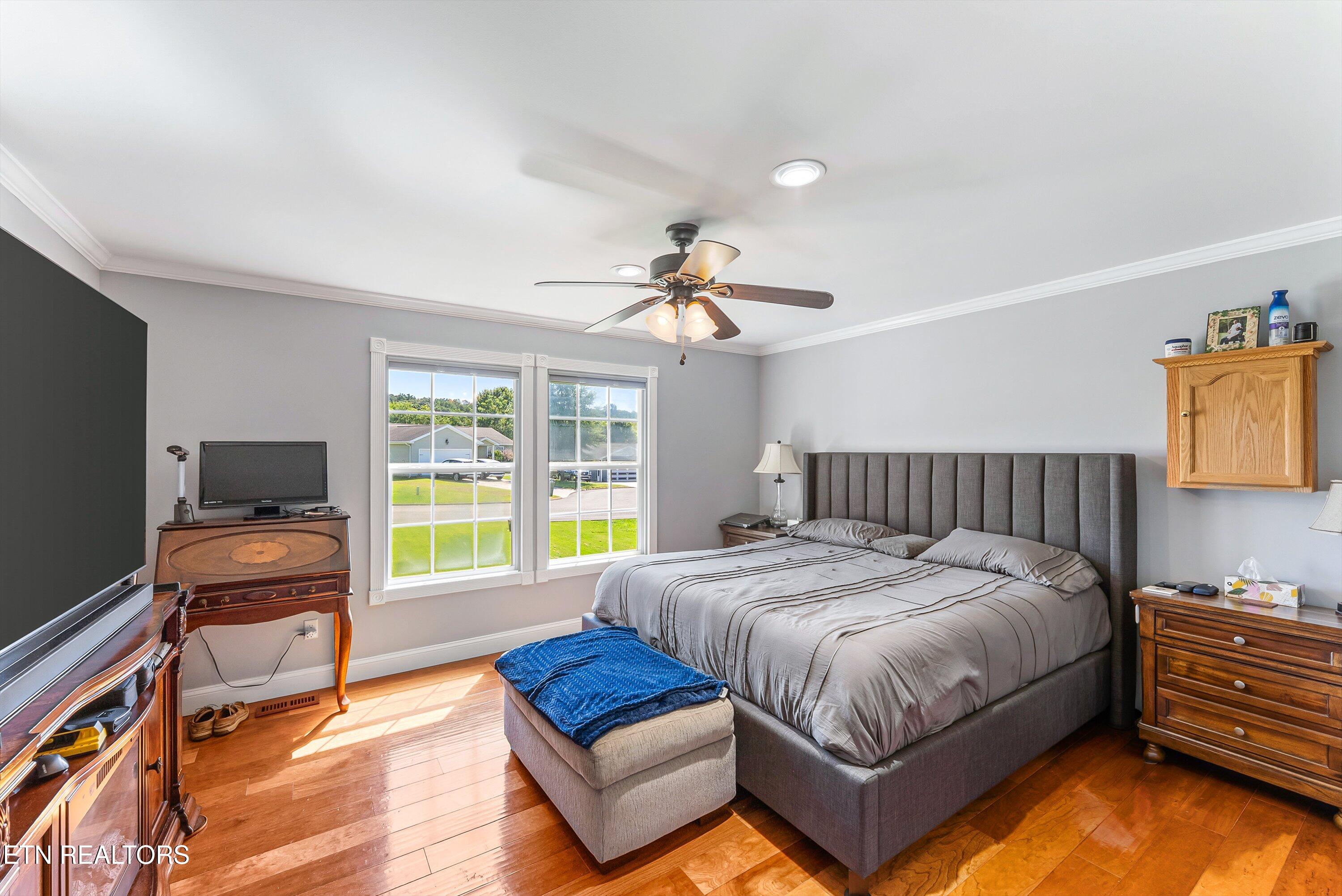 1142 S Gregory Valley Drive Sevierville TN 37876