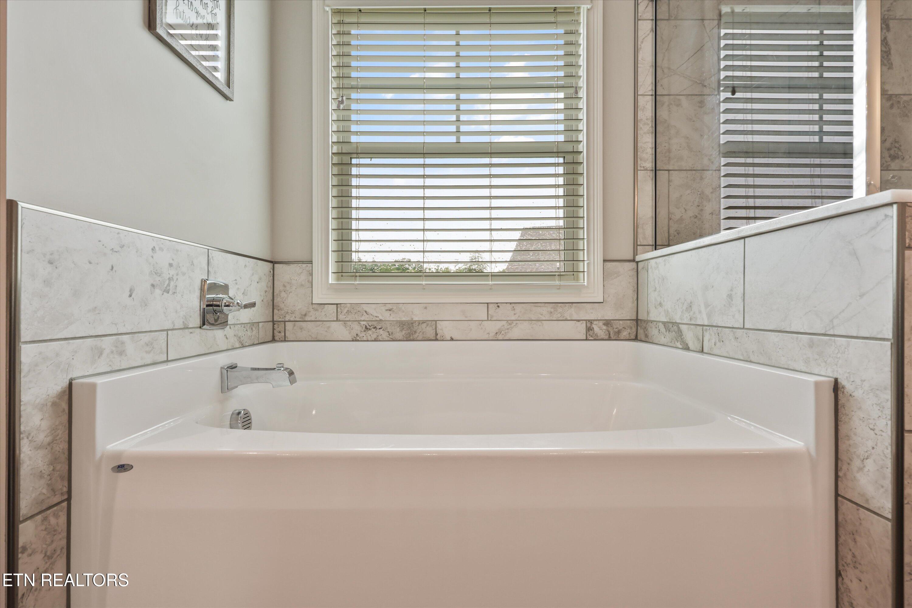 7507 Hedge Rose Lane Knoxville TN 37931
