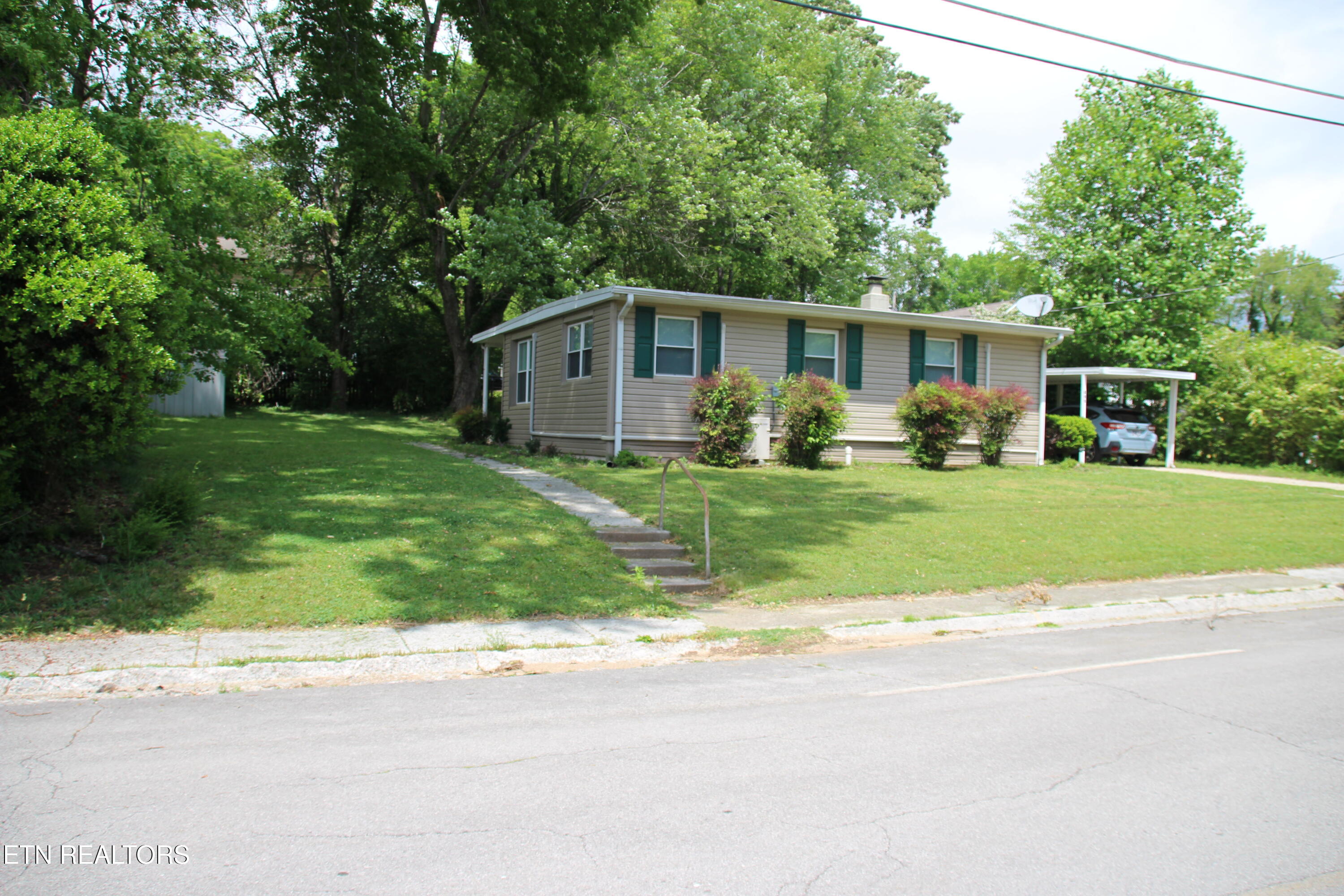 203 Northwestern Avenue Oak Ridge TN 37830