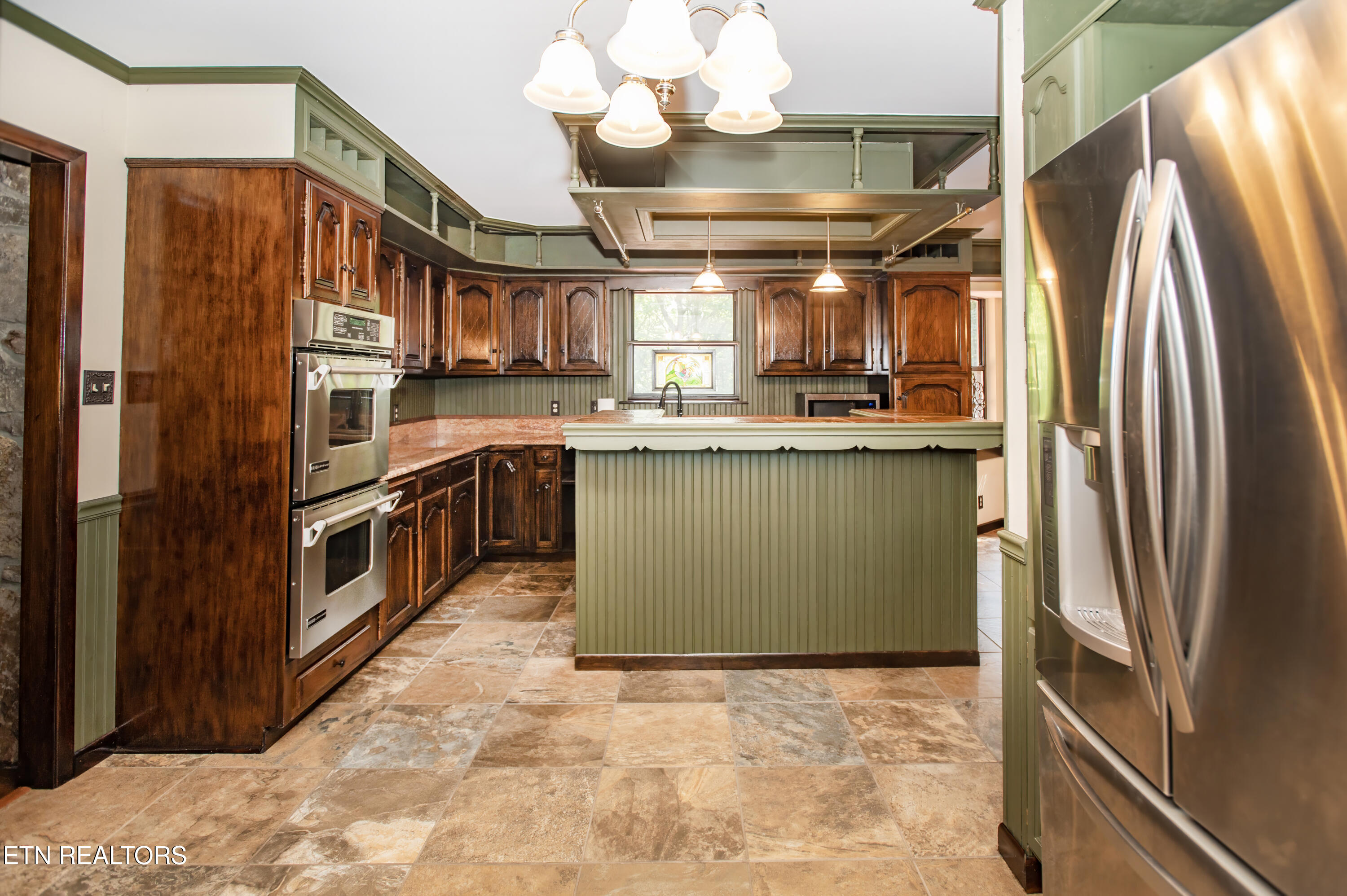 146 Lake Hills Drive Oak Ridge TN 37830