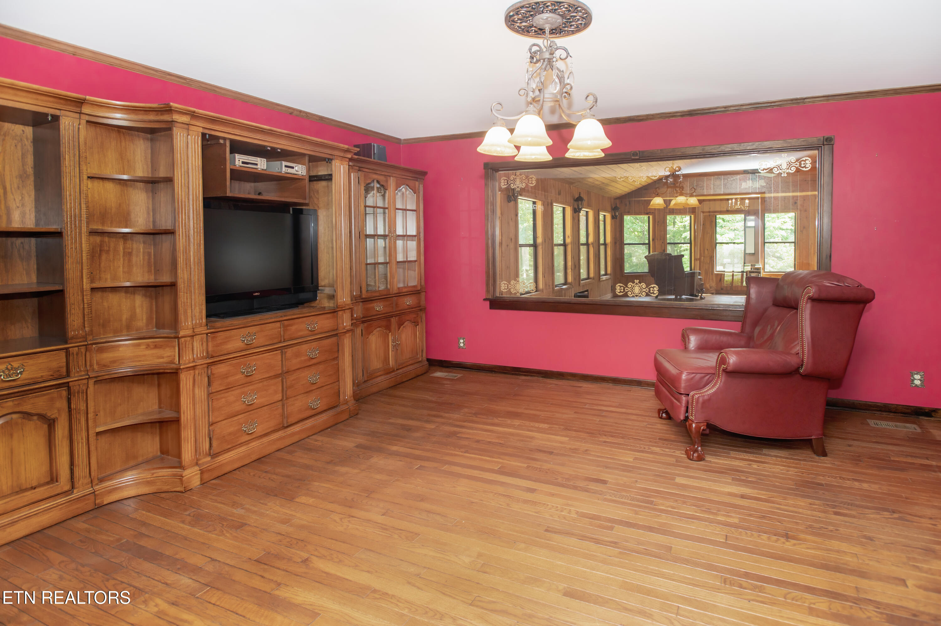 146 Lake Hills Drive Oak Ridge TN 37830