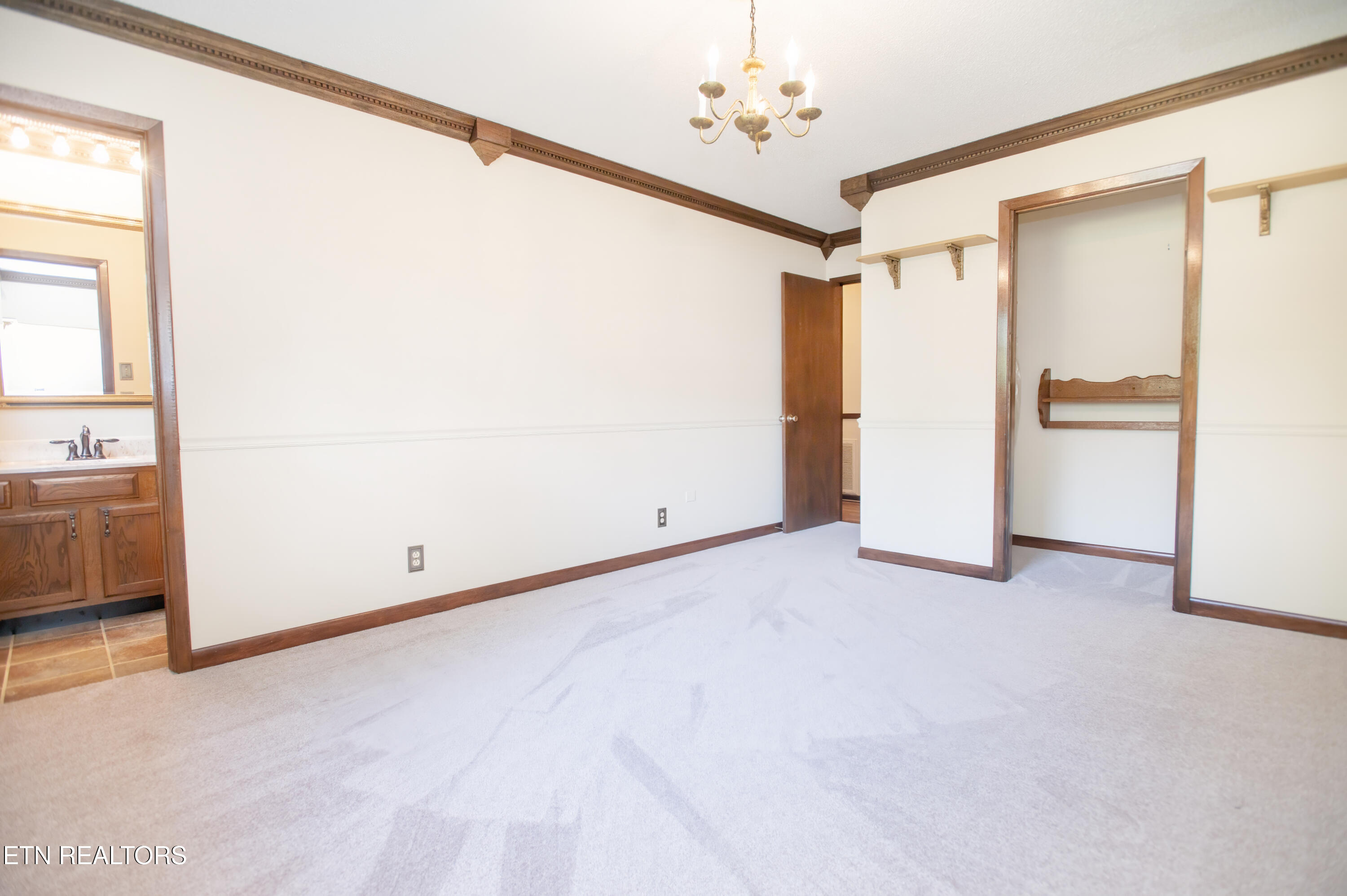 146 Lake Hills Drive Oak Ridge TN 37830