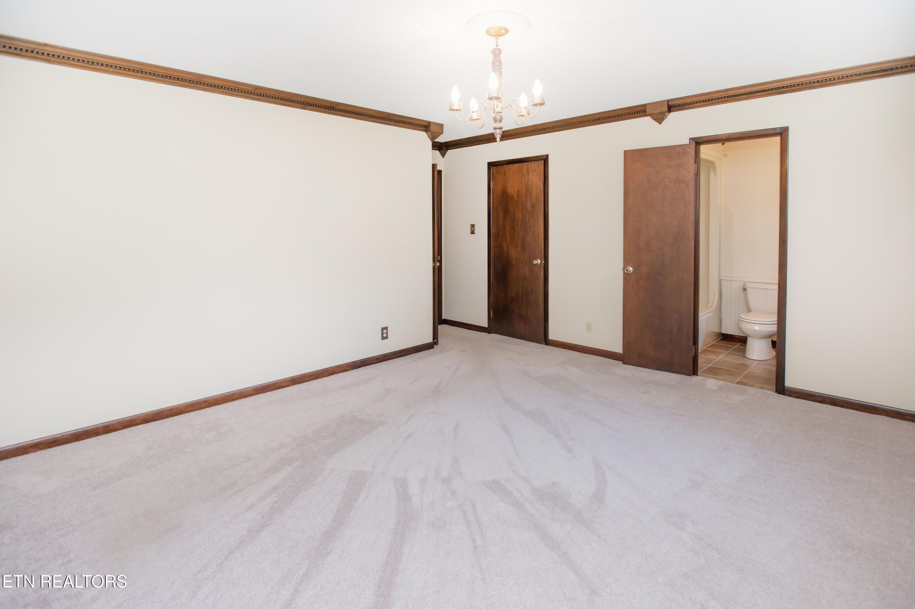 146 Lake Hills Drive Oak Ridge TN 37830