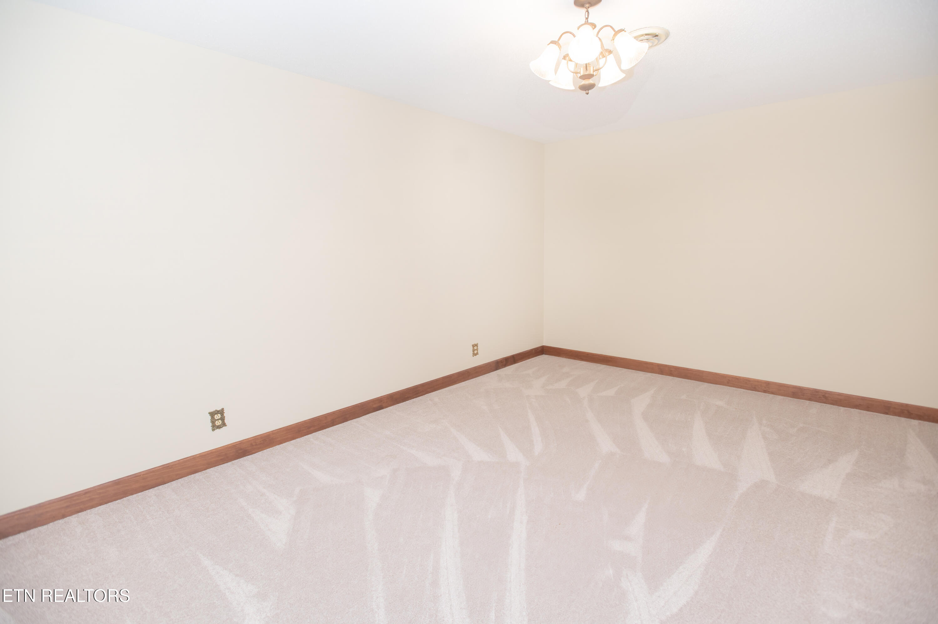 146 Lake Hills Drive Oak Ridge TN 37830