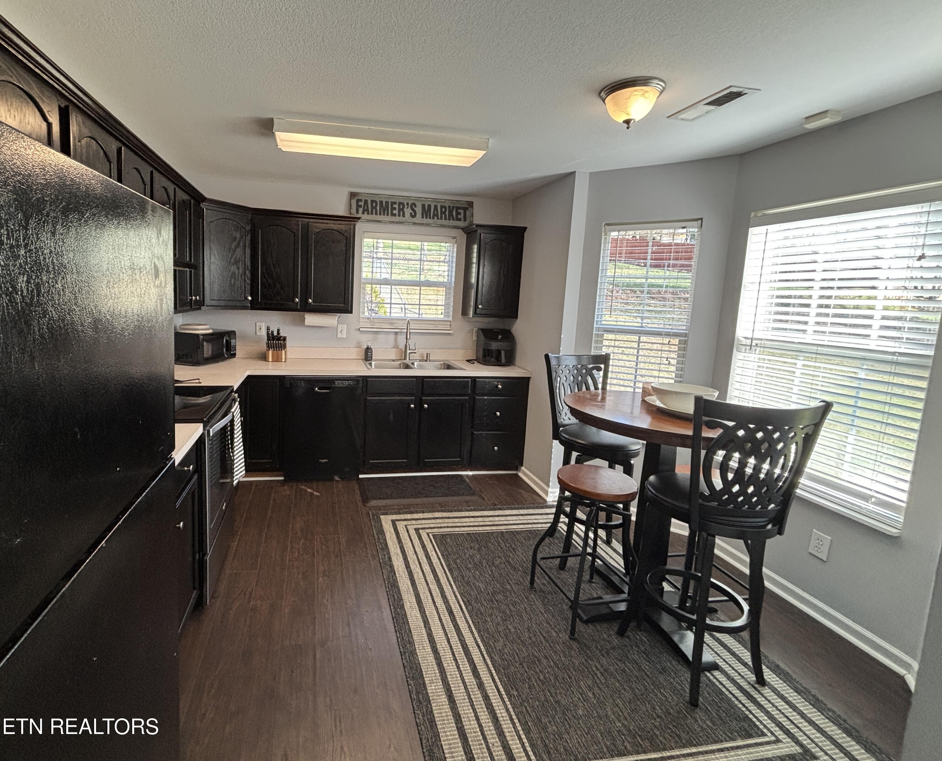 265 Oakwood Estates Drive Lenoir City TN 37772