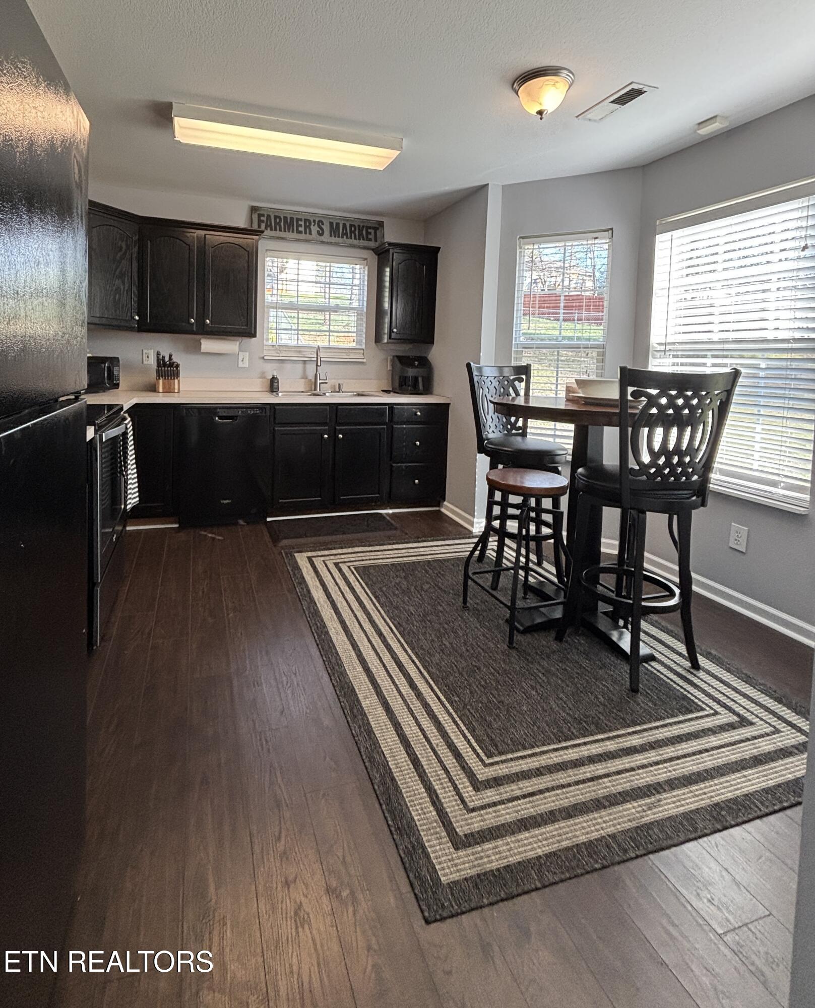 265 Oakwood Estates Drive Lenoir City TN 37772