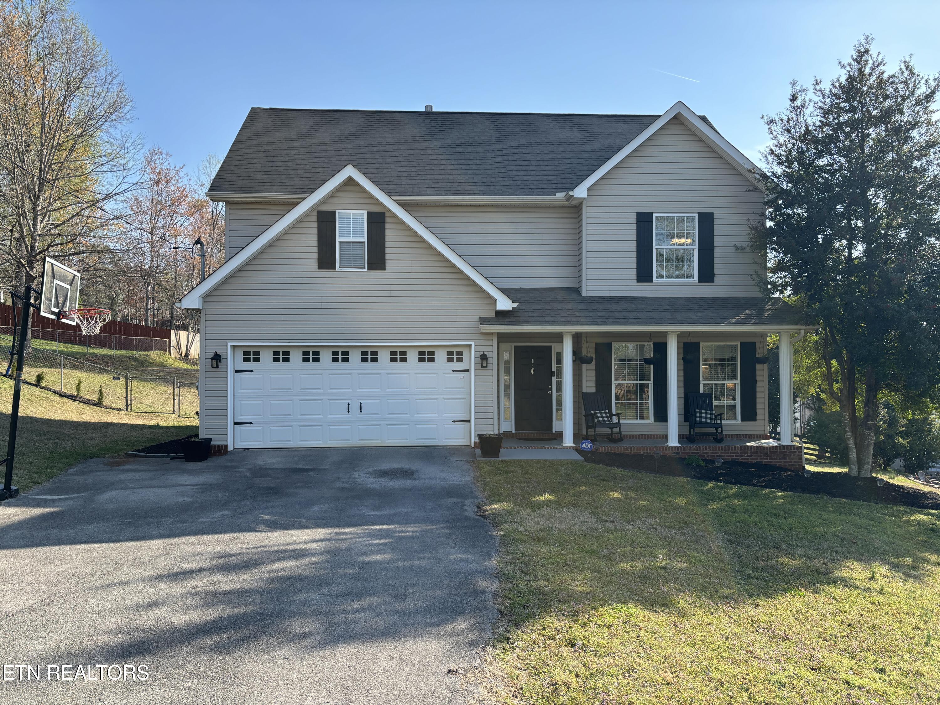 265 Oakwood Estates Drive Lenoir City TN 37772