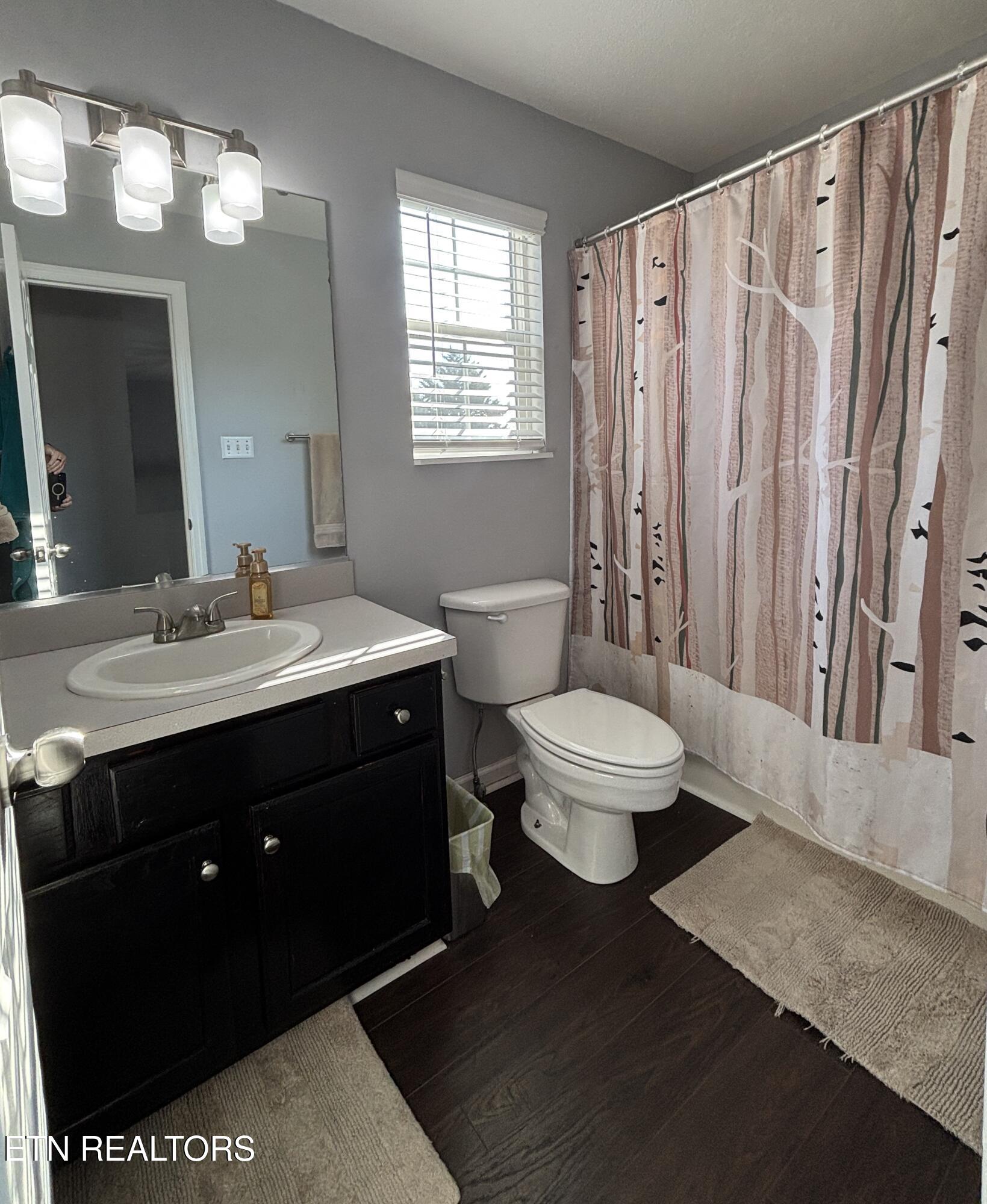 265 Oakwood Estates Drive Lenoir City TN 37772