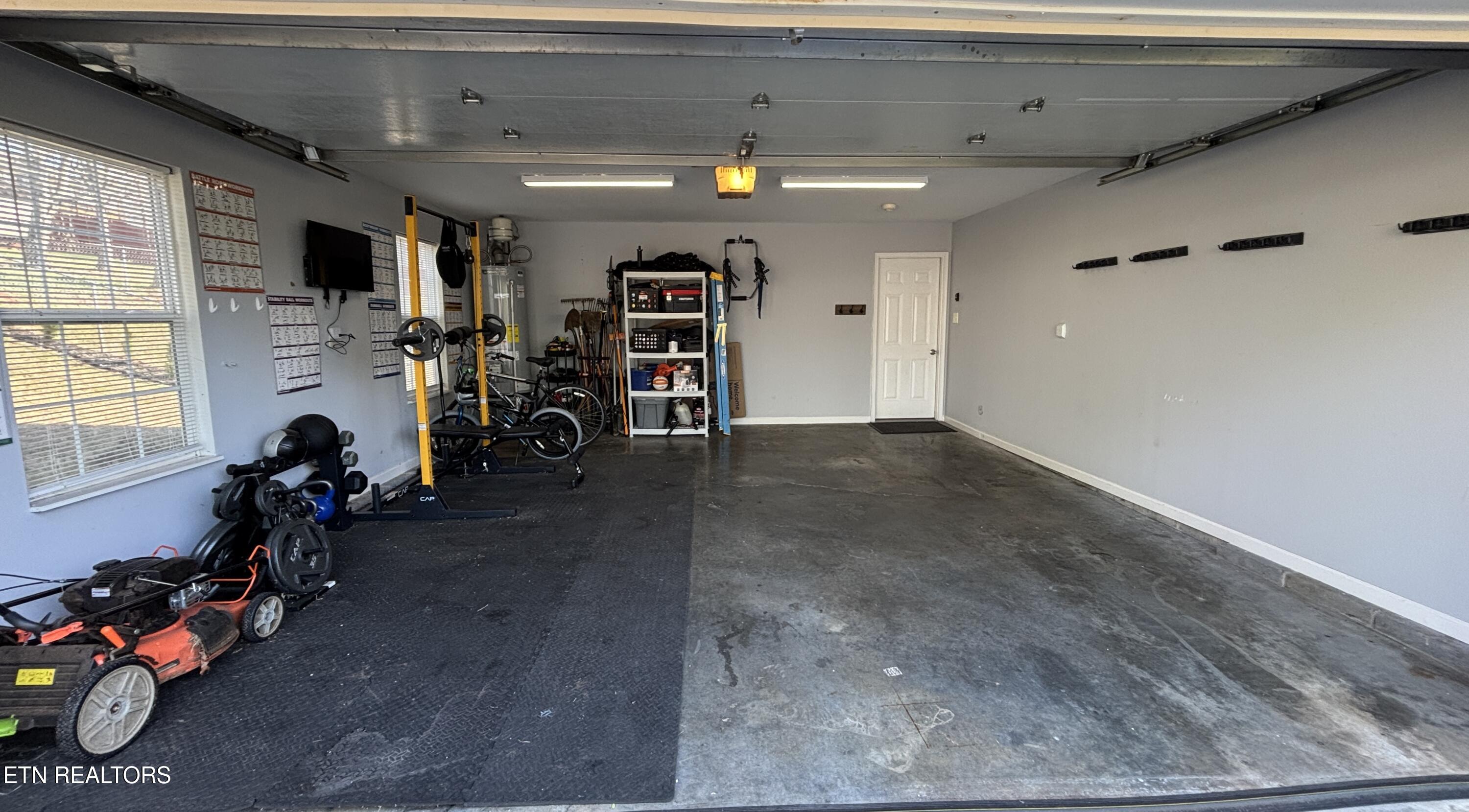 265 Oakwood Estates Drive Lenoir City TN 37772