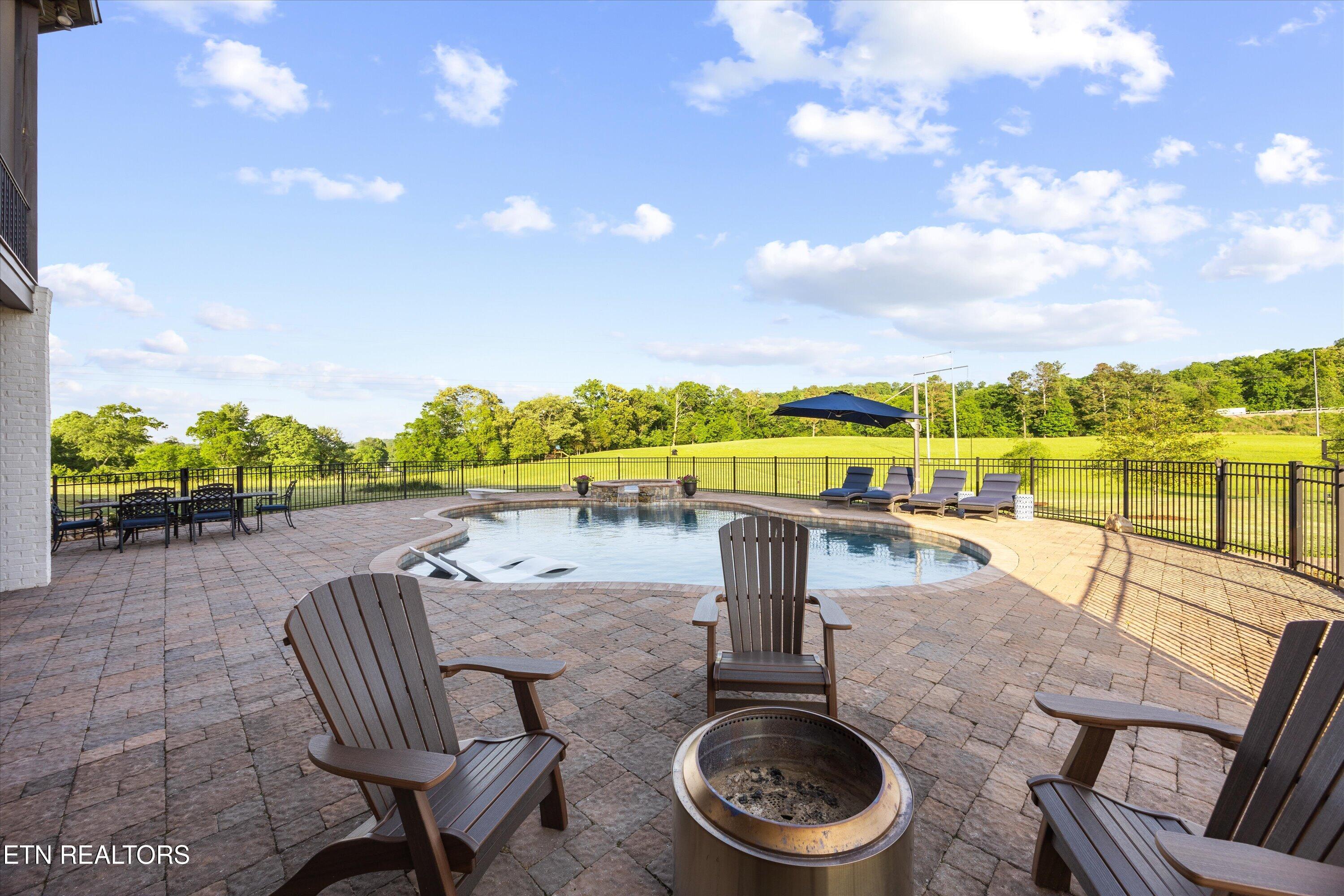6824 Hickory Creek Road Lenoir City TN 37771