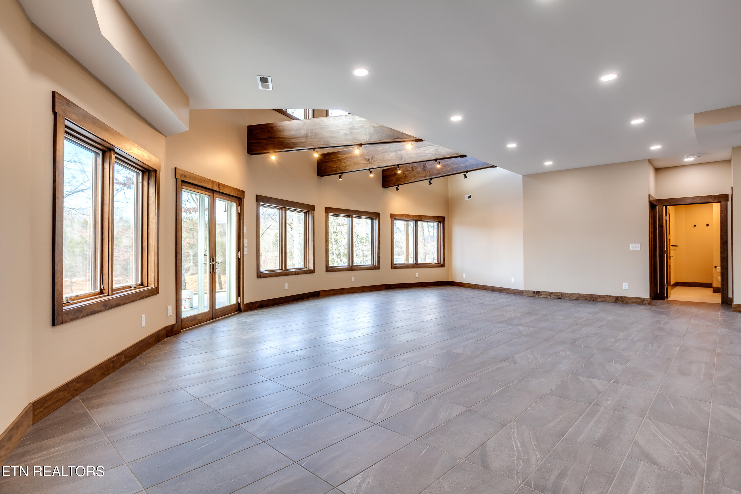 194 Helms Ferry Road Sharps Chapel TN 37866