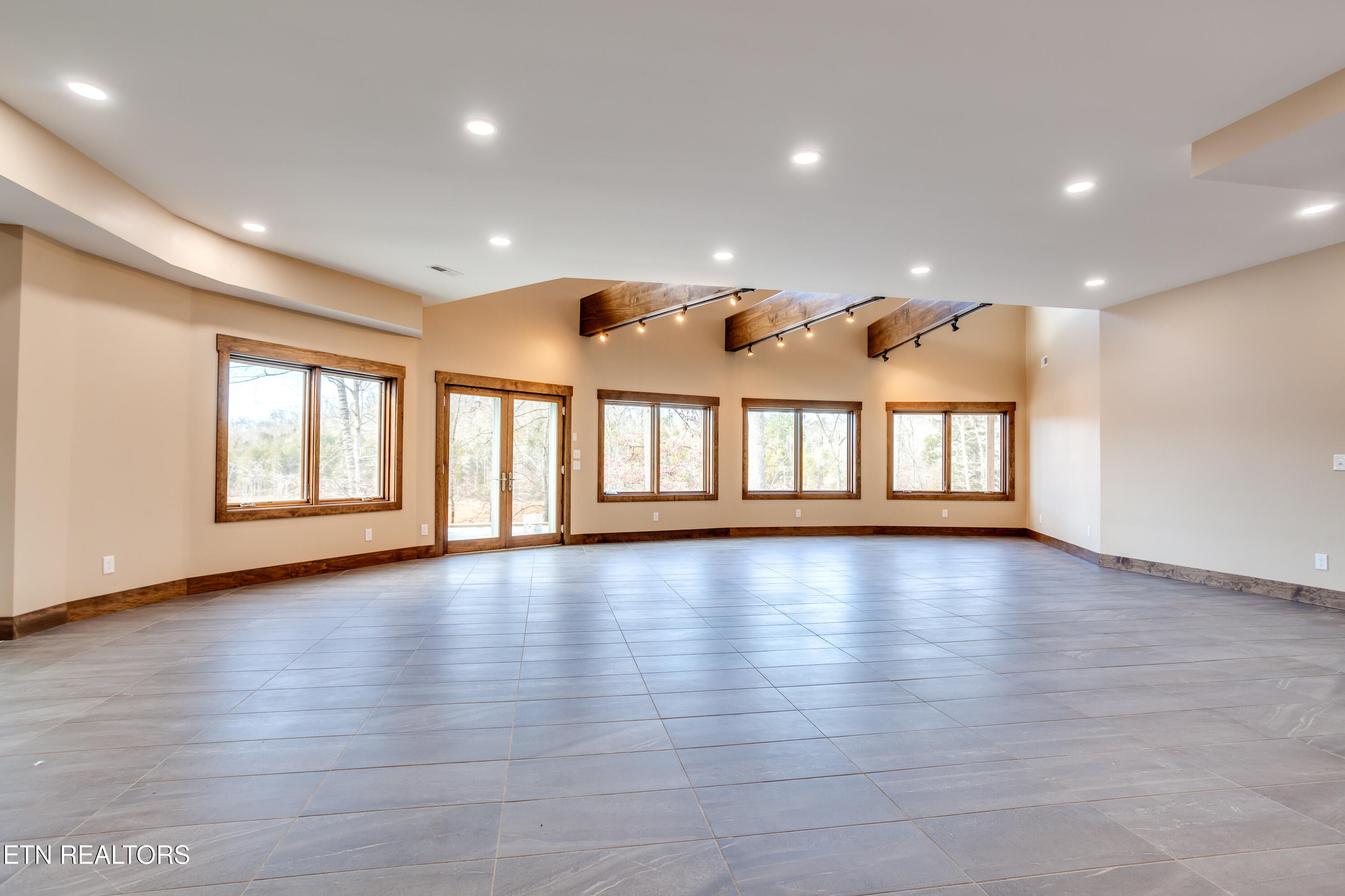 194 Helms Ferry Road Sharps Chapel TN 37866