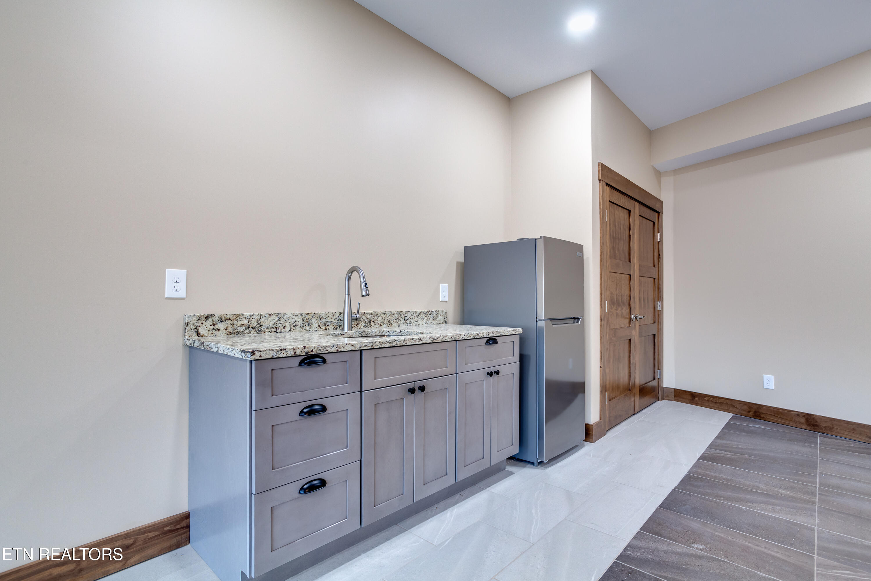 194 Helms Ferry Road Sharps Chapel TN 37866