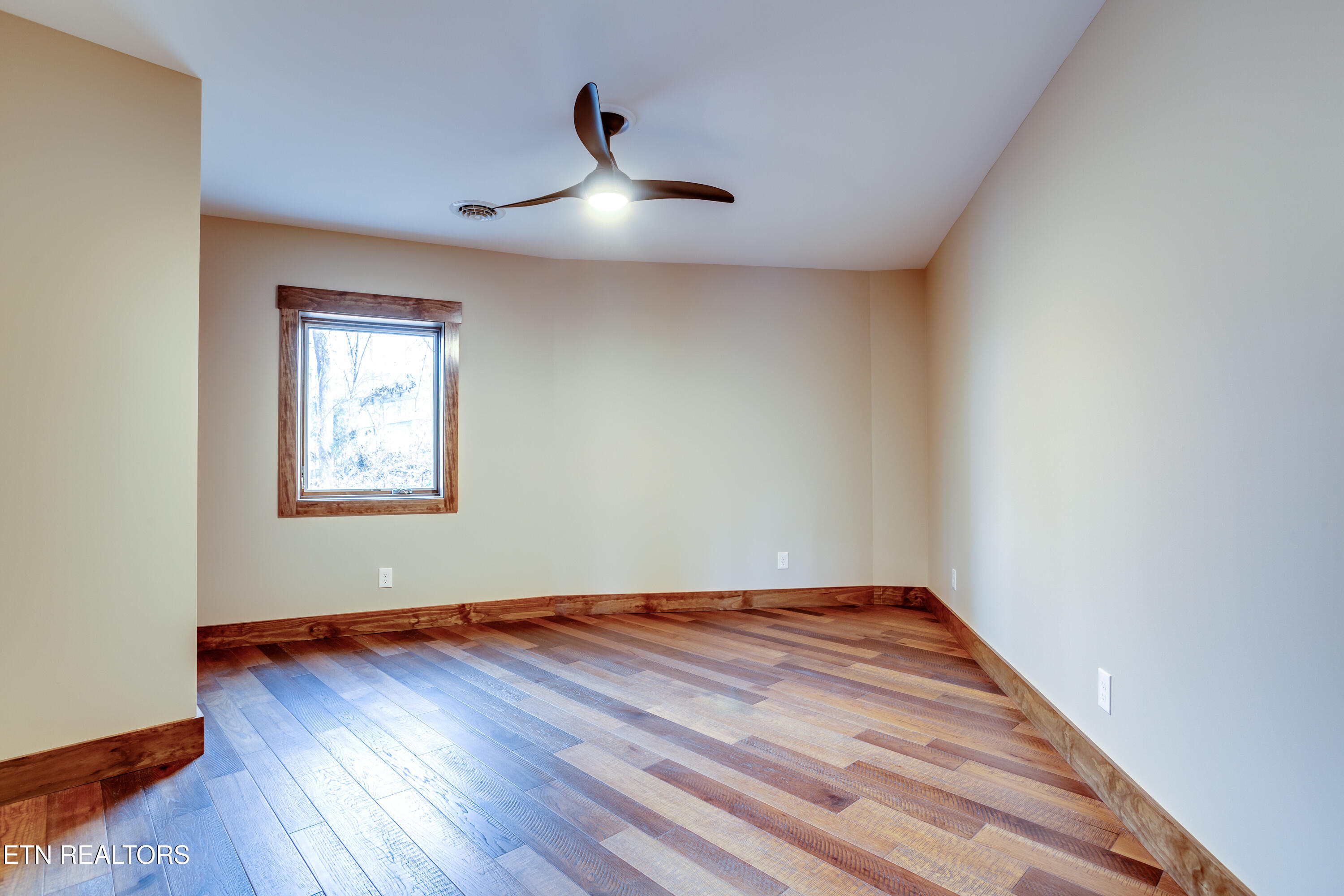 194 Helms Ferry Road Sharps Chapel TN 37866
