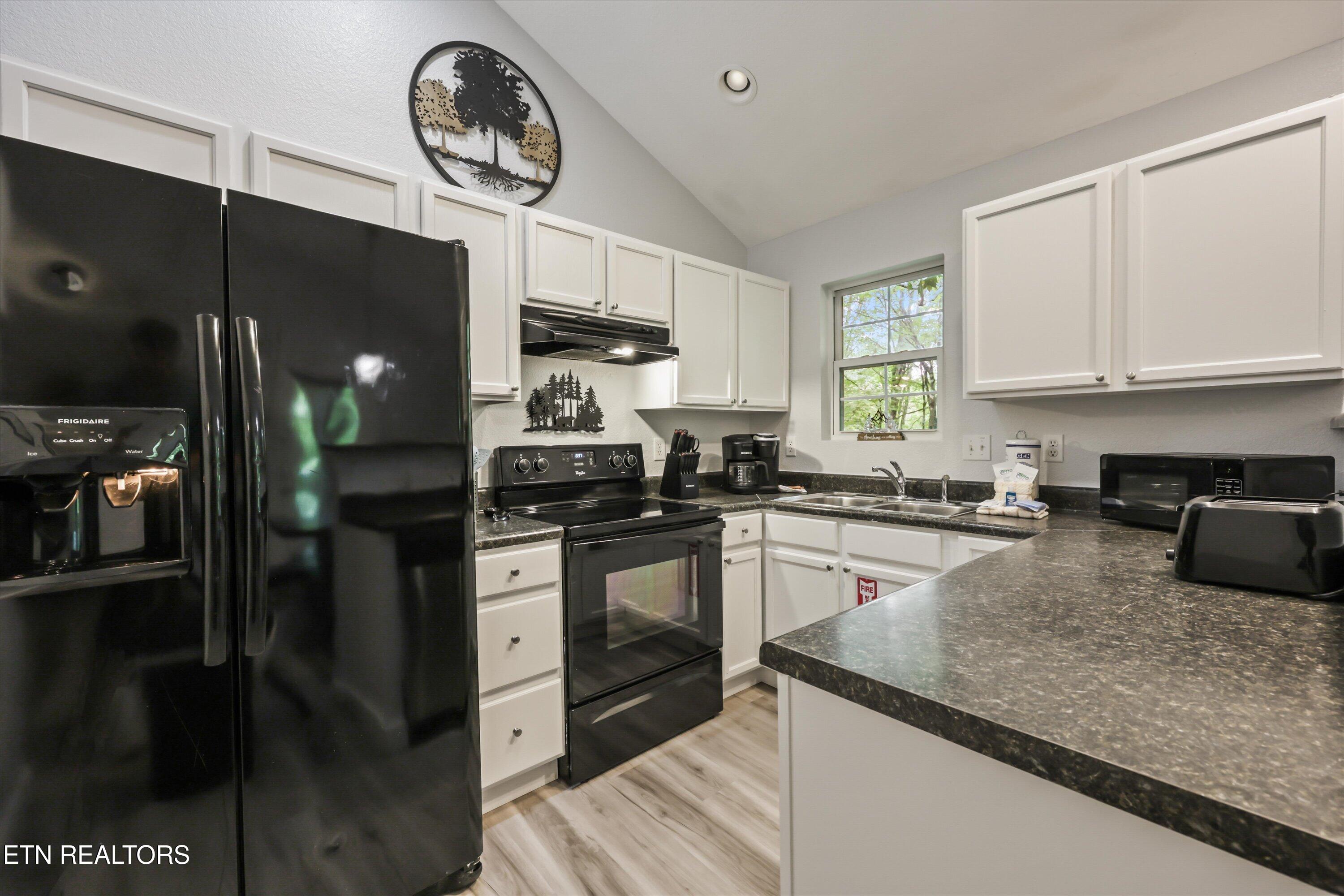 541 Johnson Lane Gatlinburg TN 37738