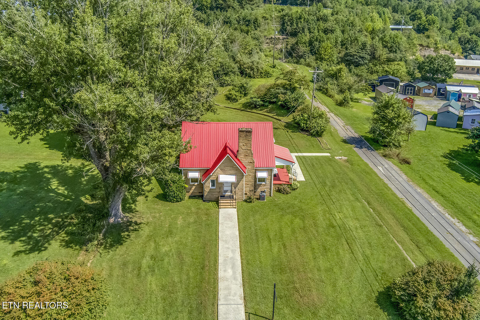 522 Court Street Wartburg TN 37887