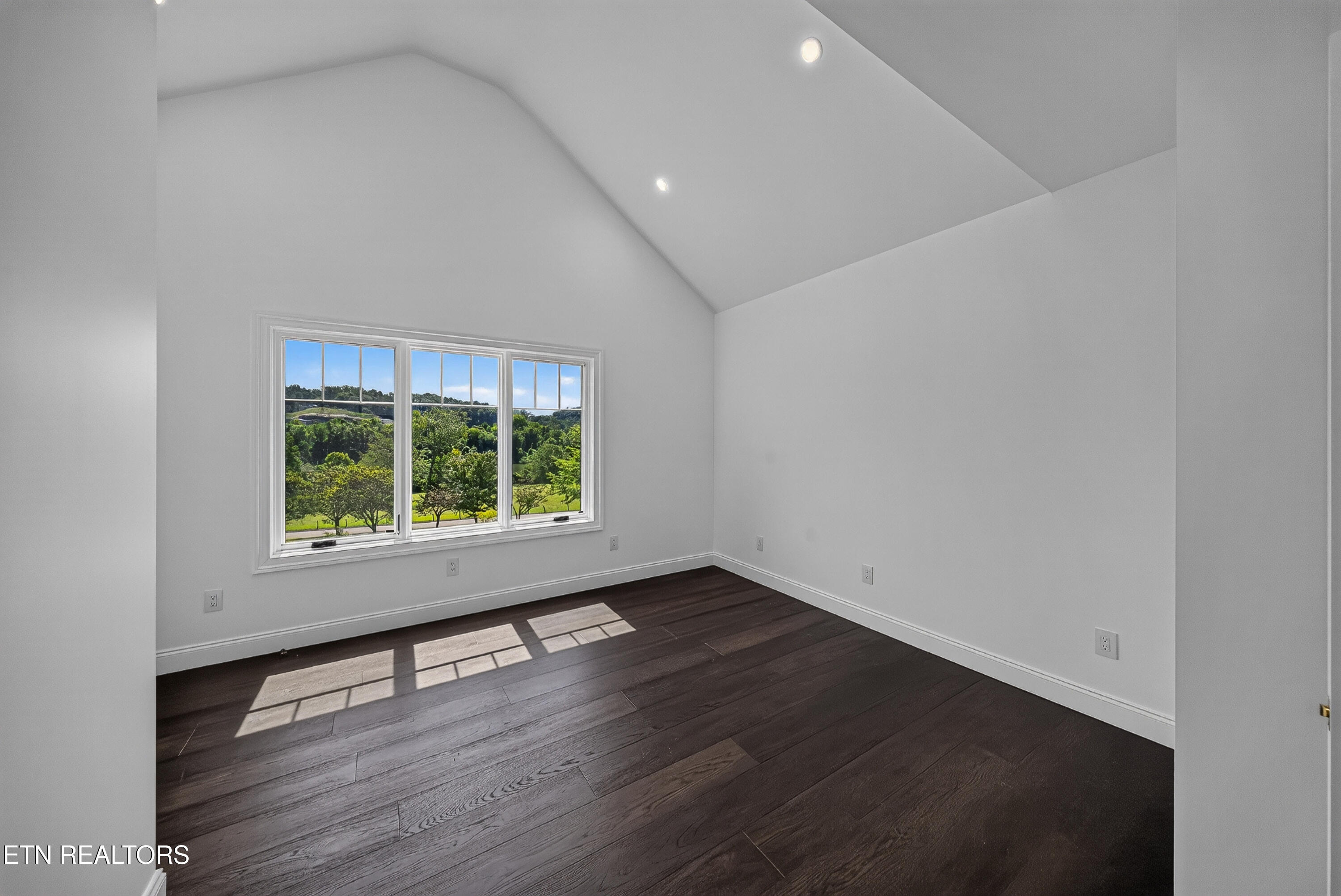 1521 Cherokee Boulevard Knoxville TN 37919