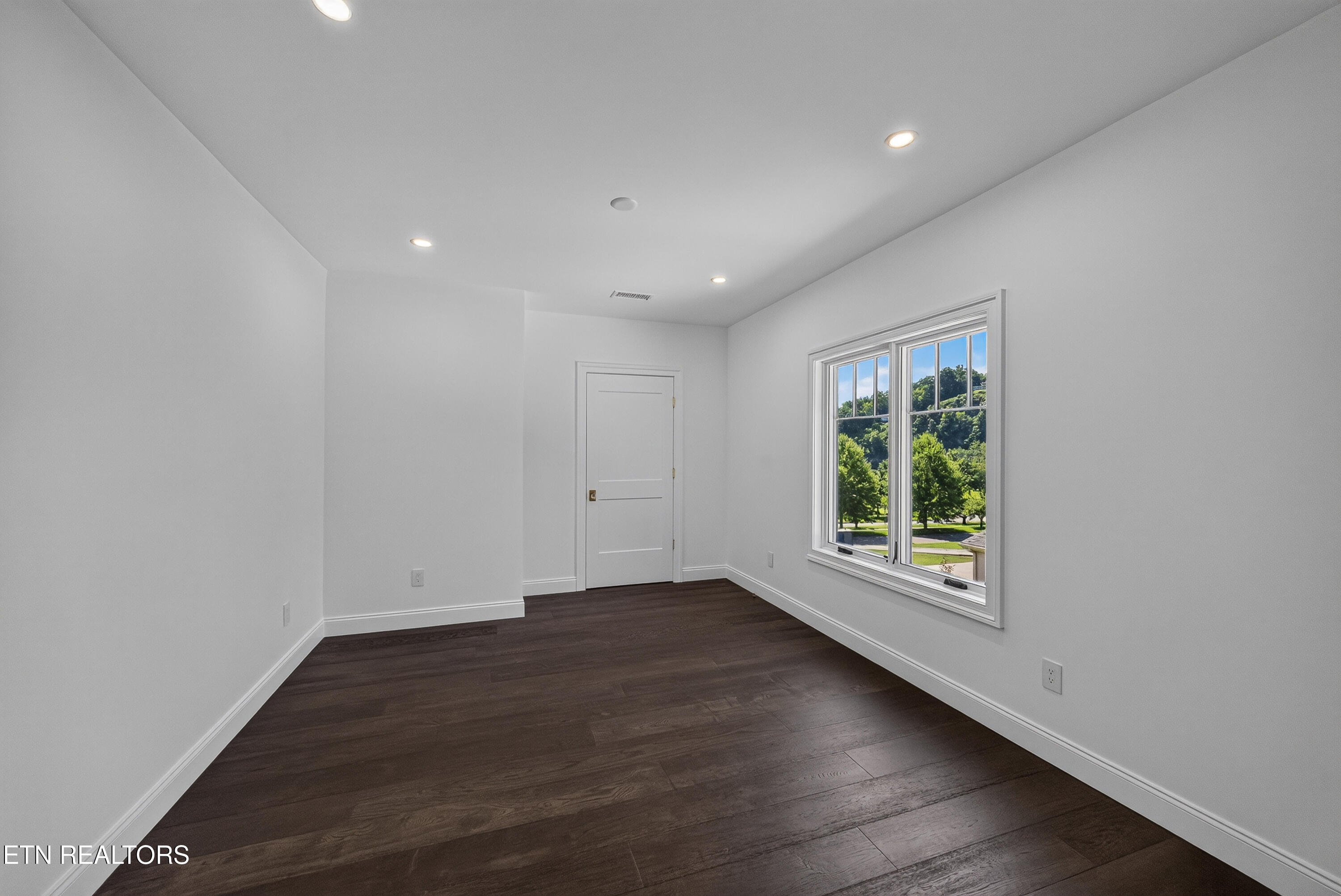 1521 Cherokee Boulevard Knoxville TN 37919