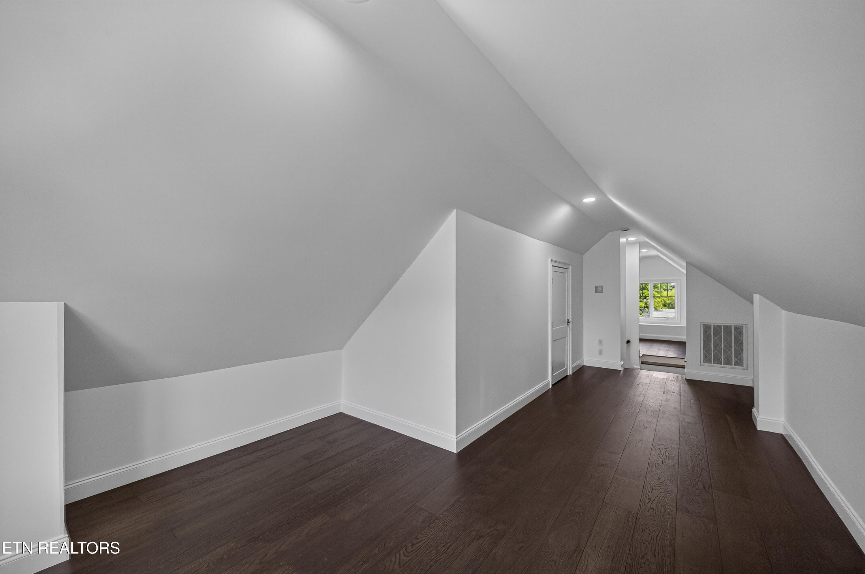 1521 Cherokee Boulevard Knoxville TN 37919