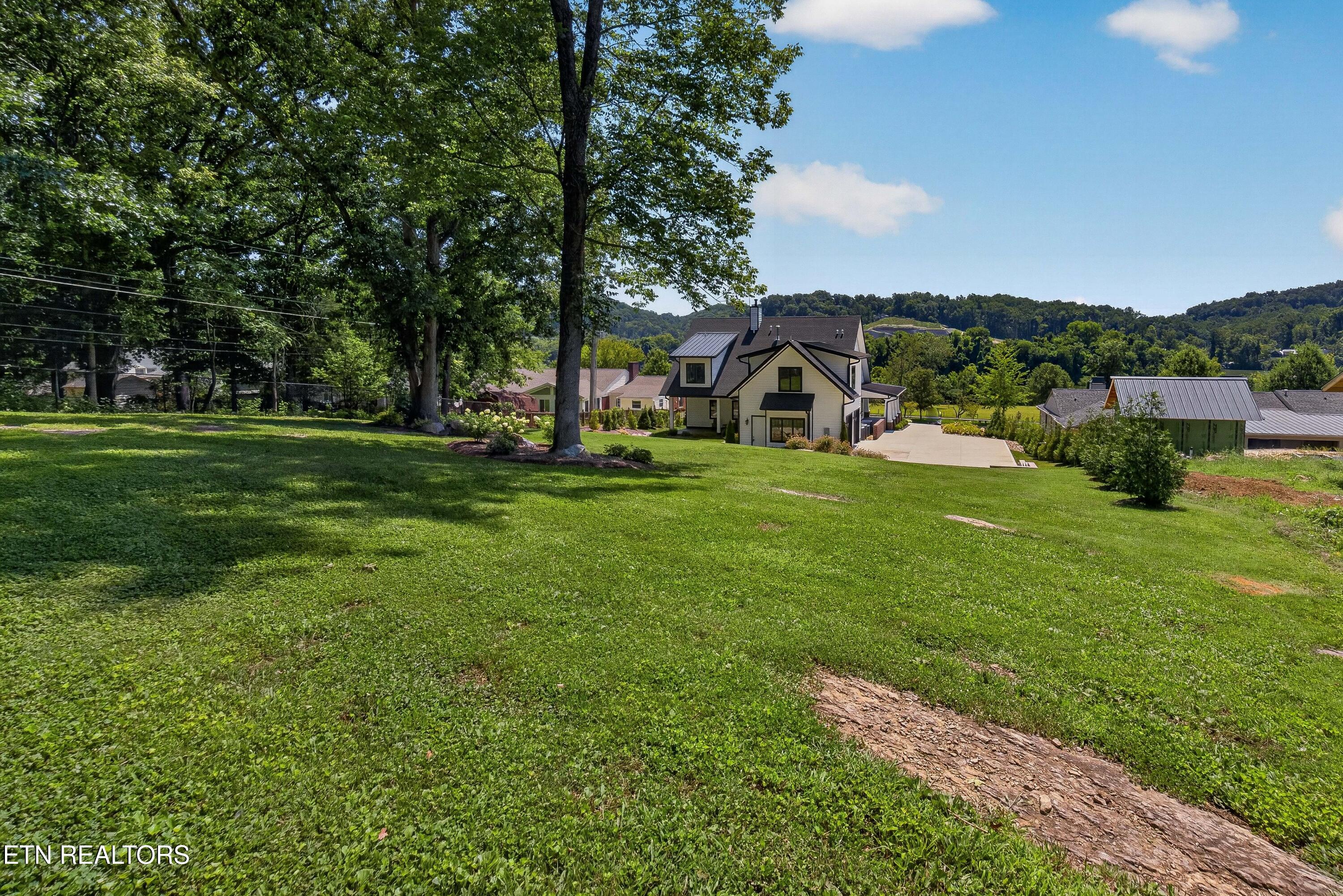 1521 Cherokee Boulevard Knoxville TN 37919