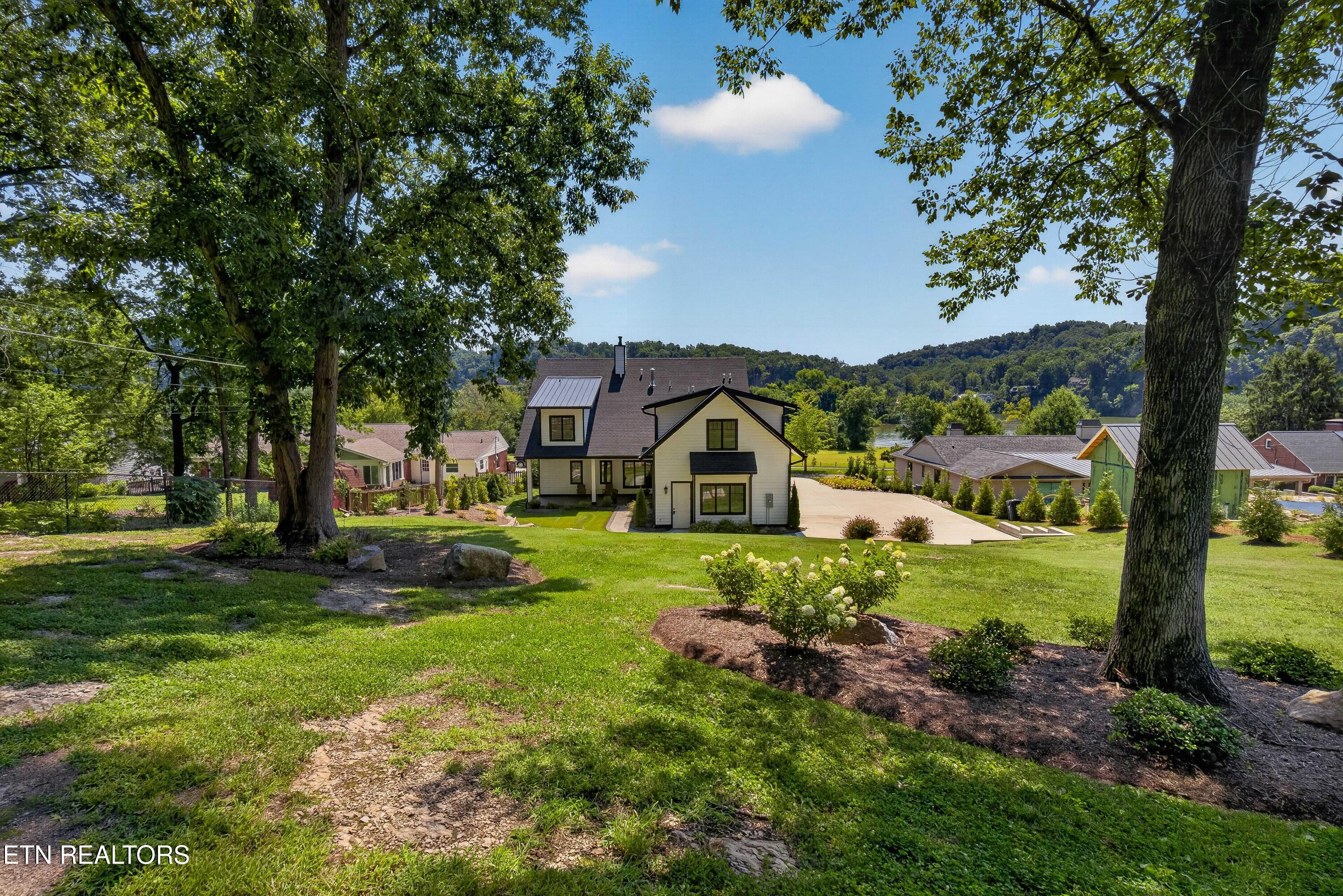 1521 Cherokee Boulevard Knoxville TN 37919