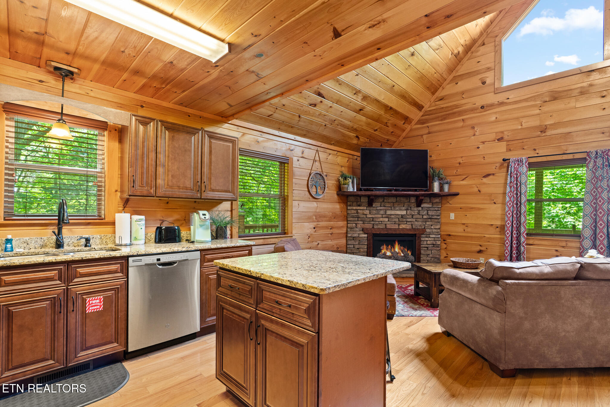 3884 Locust Ridge Road Sevierville TN 37876