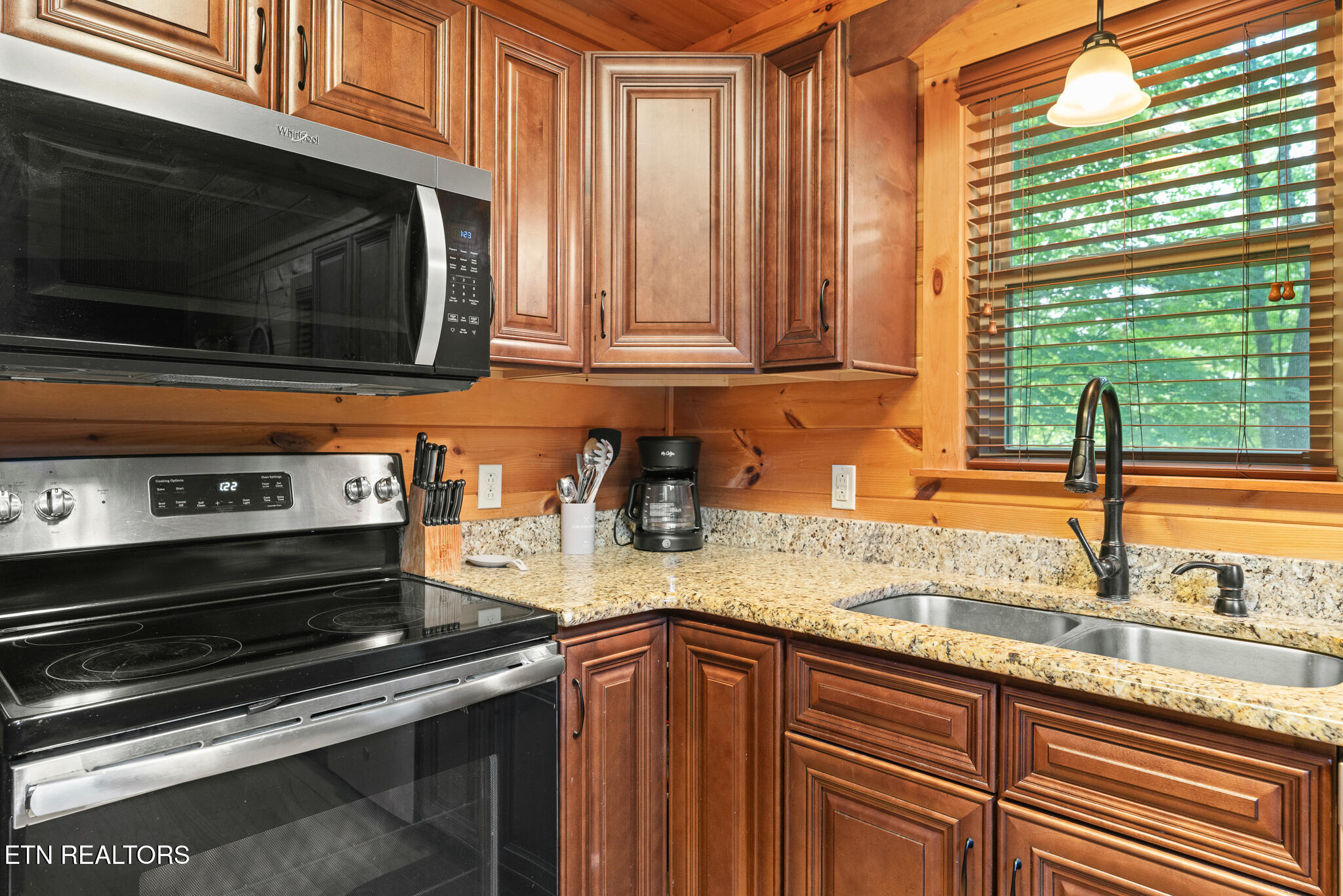 3884 Locust Ridge Road Sevierville TN 37876