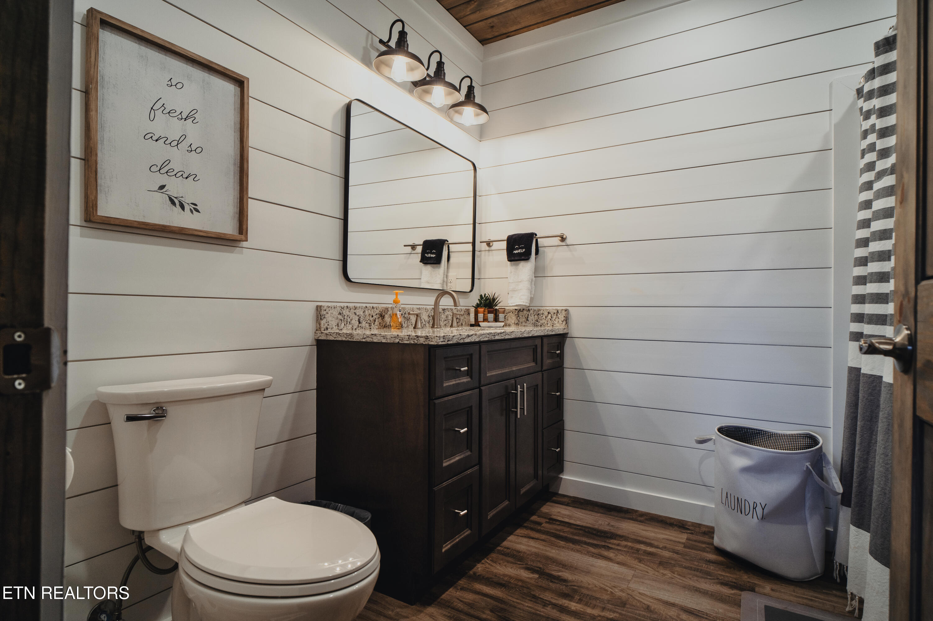 633 Pinecrest Drive Gatlinburg TN 37738