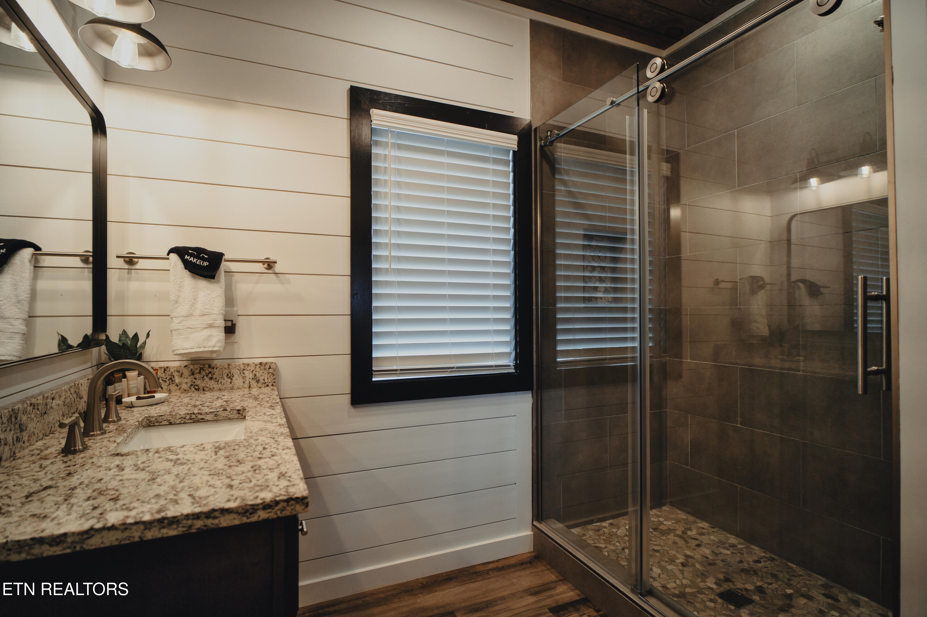 633 Pinecrest Drive Gatlinburg TN 37738