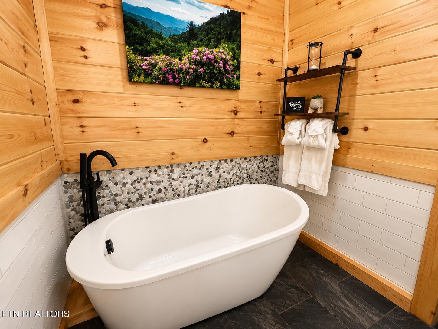 856 & 862 Crest View Drive Gatlinburg TN 37738
